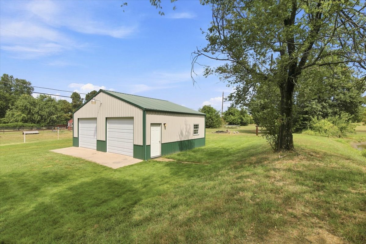 21801 E 101st Street S Broken Arrow OK 74014