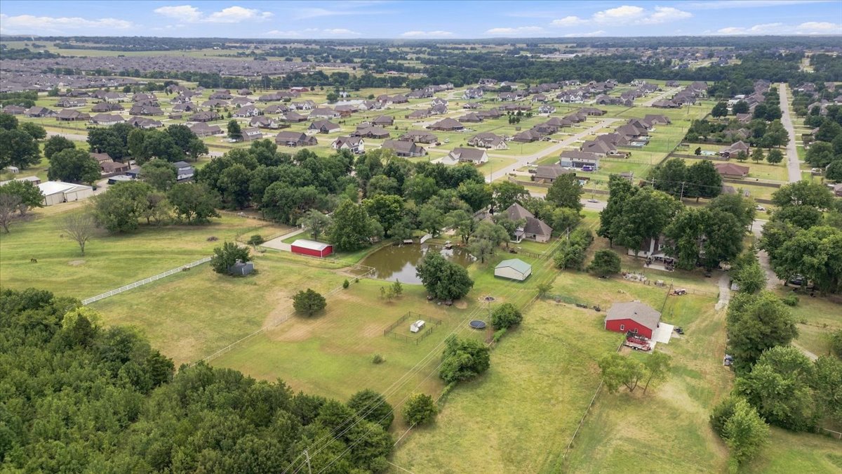 21801 E 101st Street S Broken Arrow OK 74014