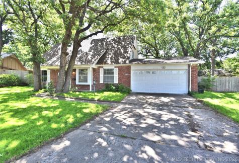 316 Redbud Court Sand Springs OK 74063