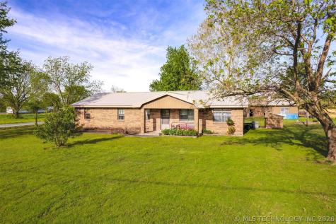 1002 N Hoyt Street Kinta OK 74552