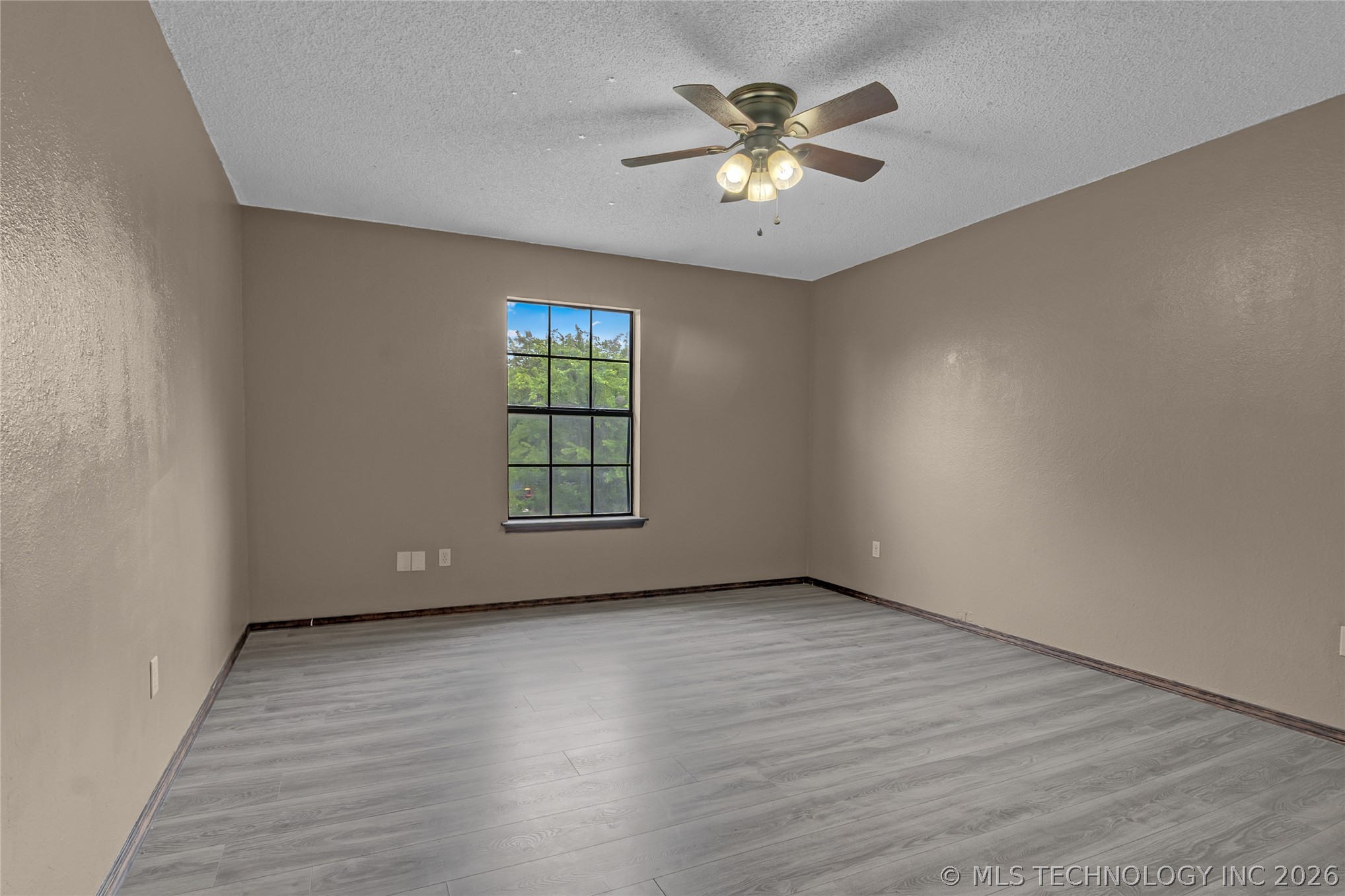8819 S 74th Eastavenue Tulsa OK 74133