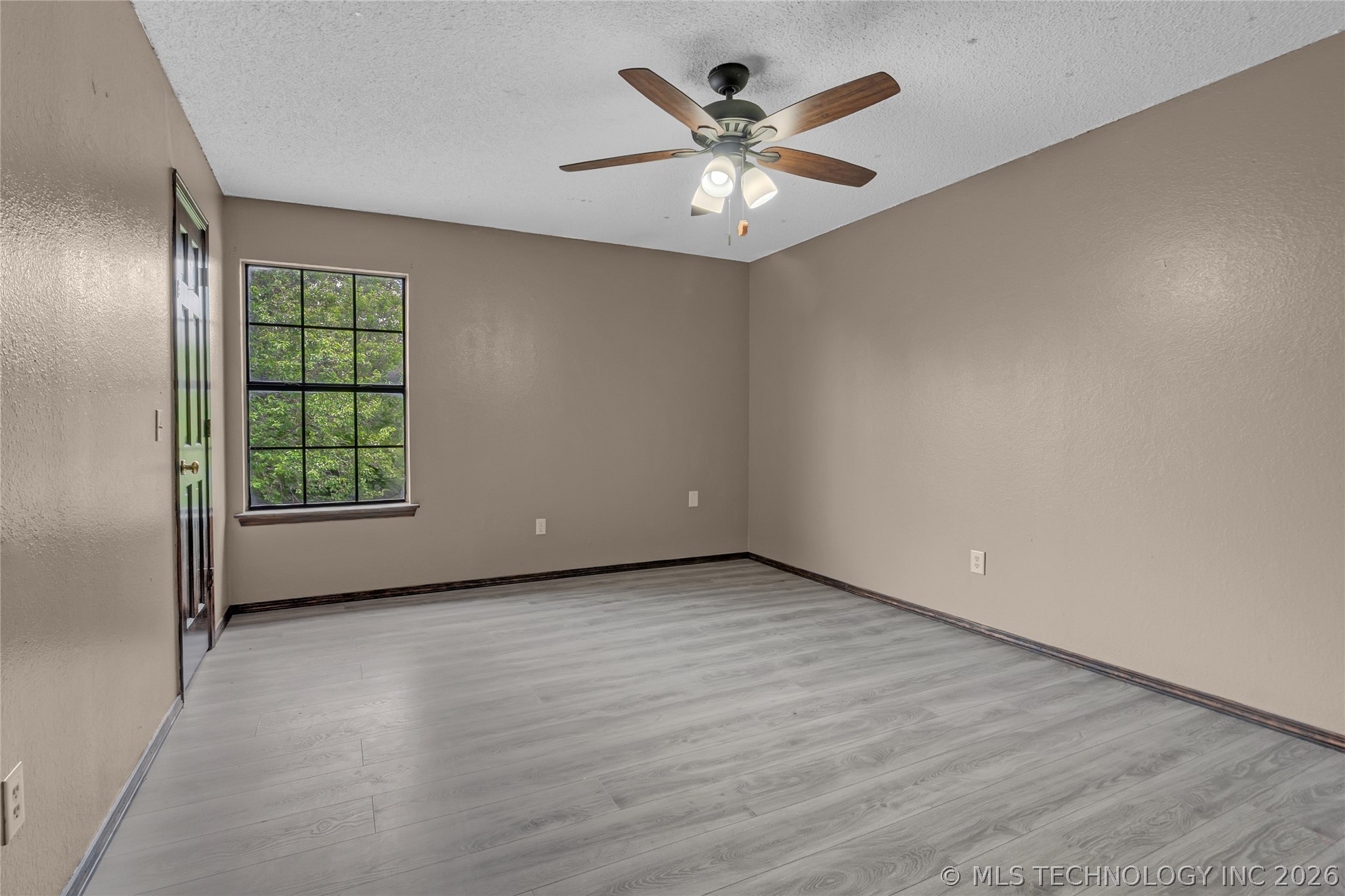 8819 S 74th Eastavenue Tulsa OK 74133