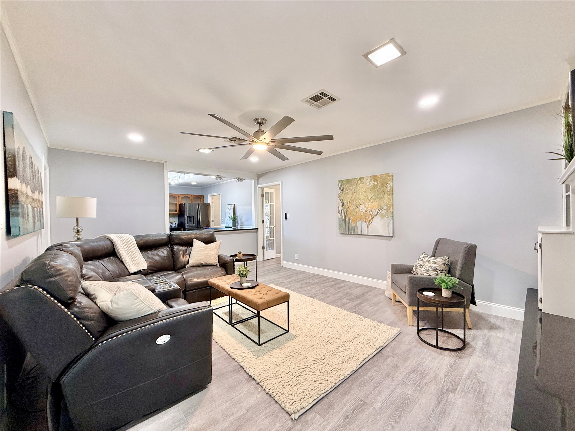 7204 E 55th Place Tulsa OK 74145