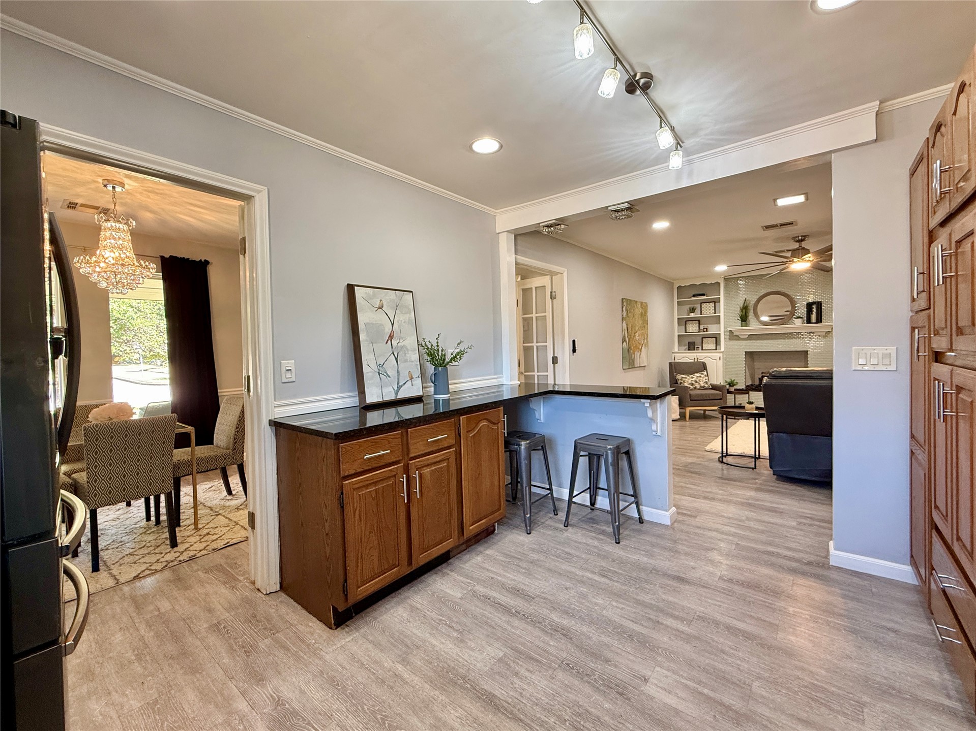 7204 E 55th Place Tulsa OK 74145