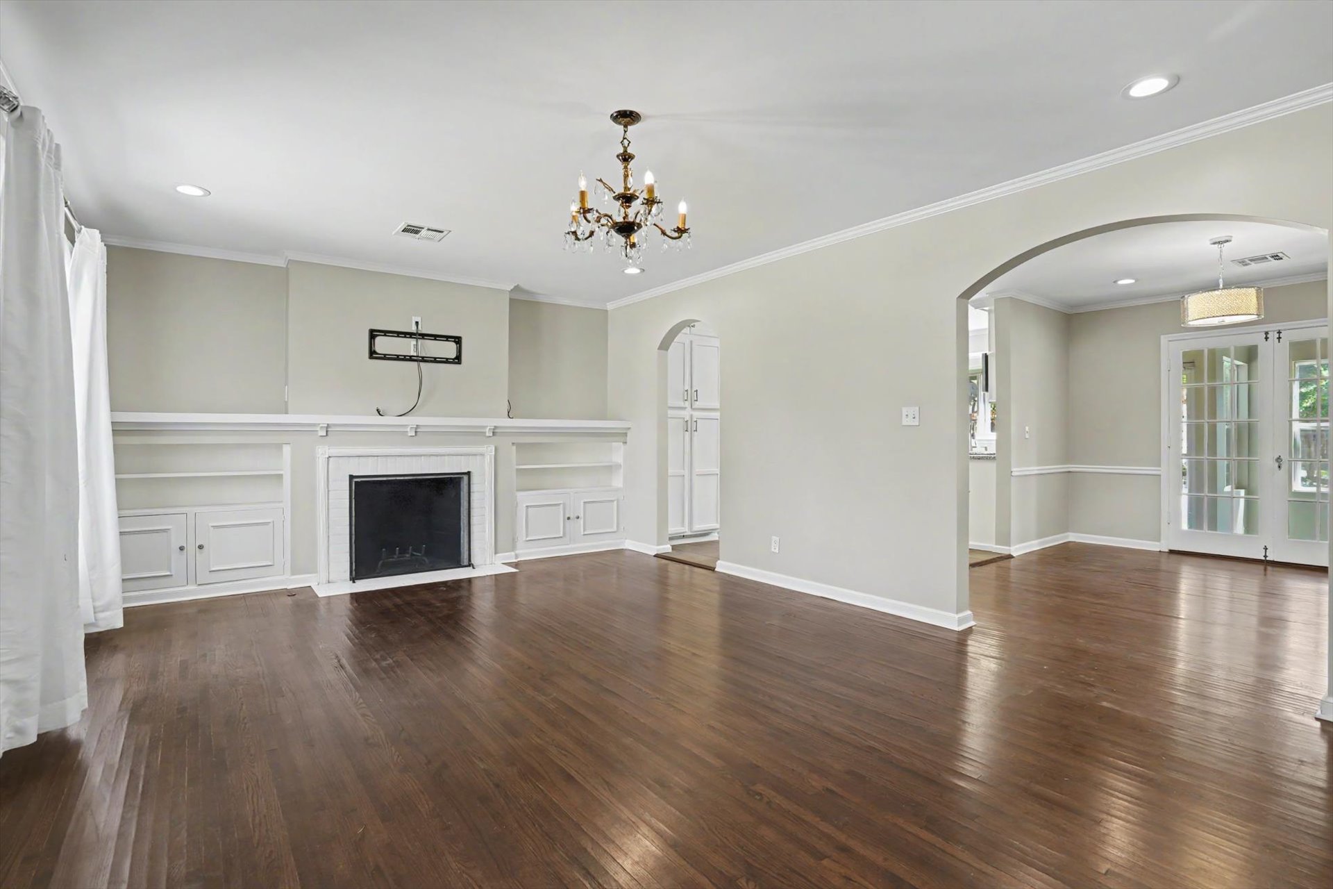 2121 S Louisville Avenue Tulsa OK 74114