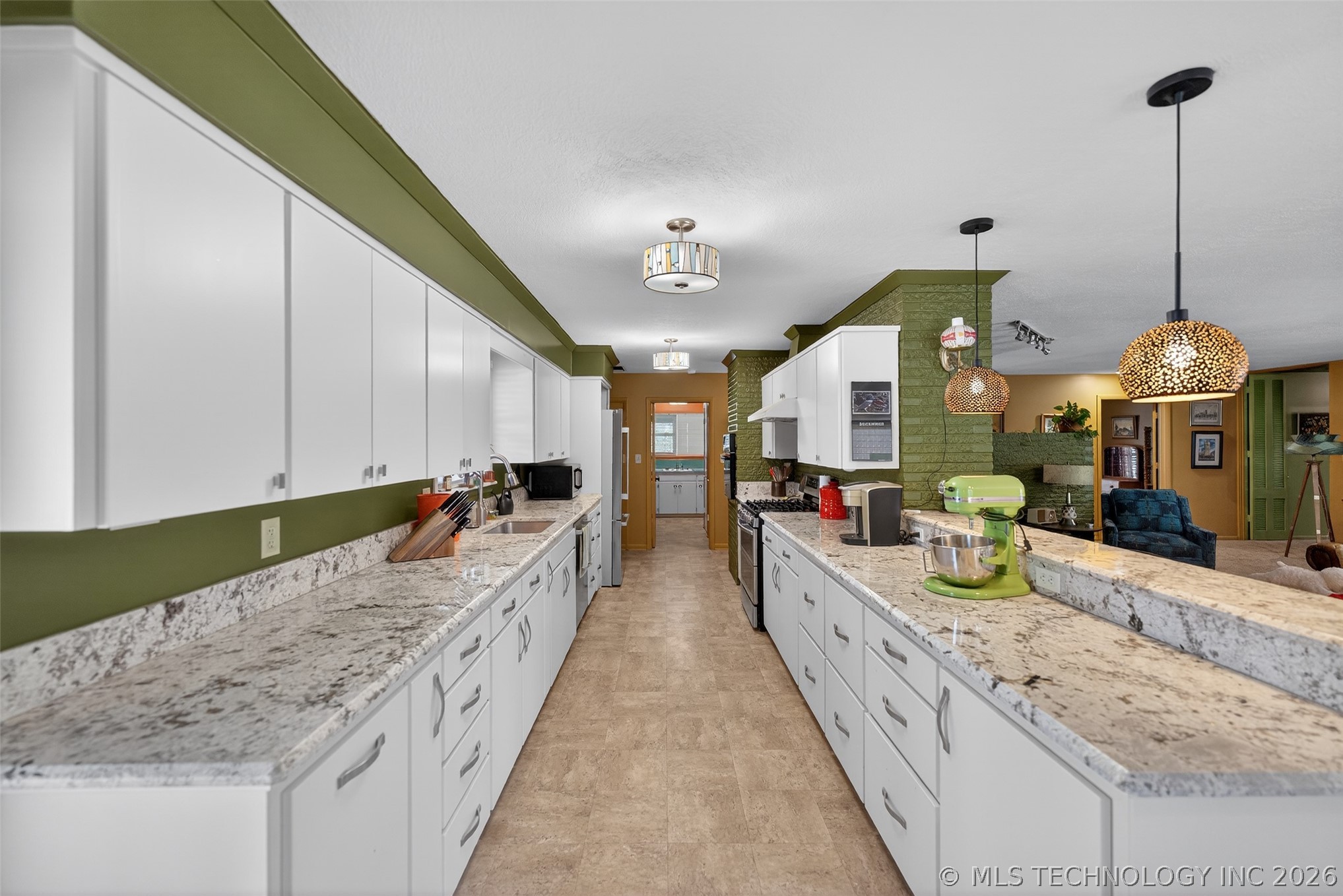 1901 Skyline Place Bartlesville OK 74006