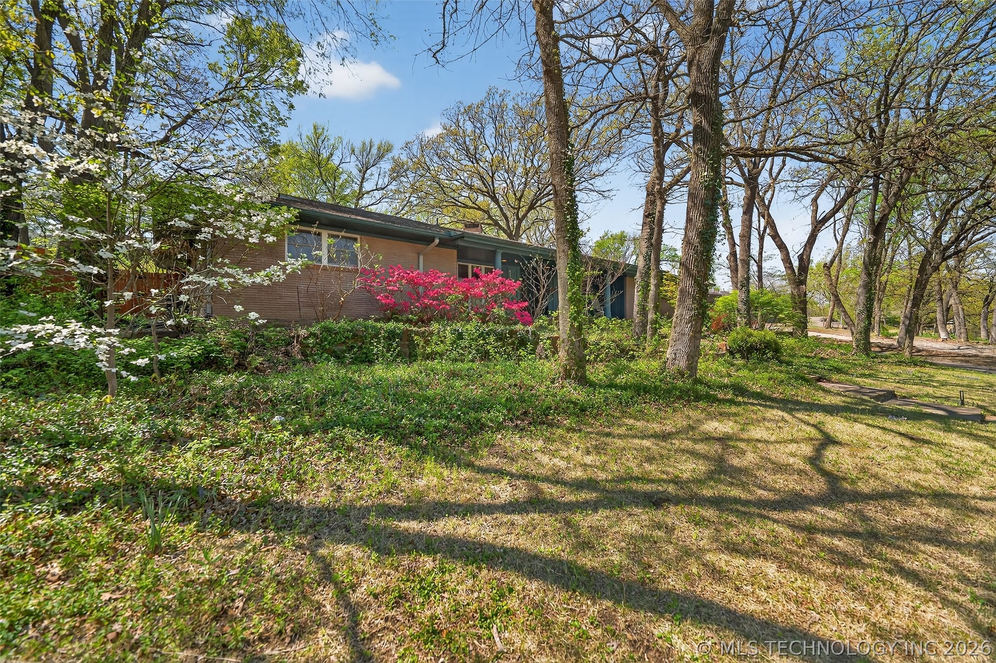 1901 Skyline Place Bartlesville OK 74006