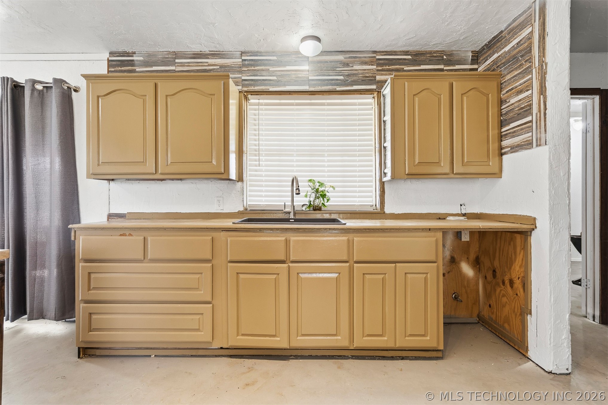 33247 Brushy Mound Lane Marietta OK 73463