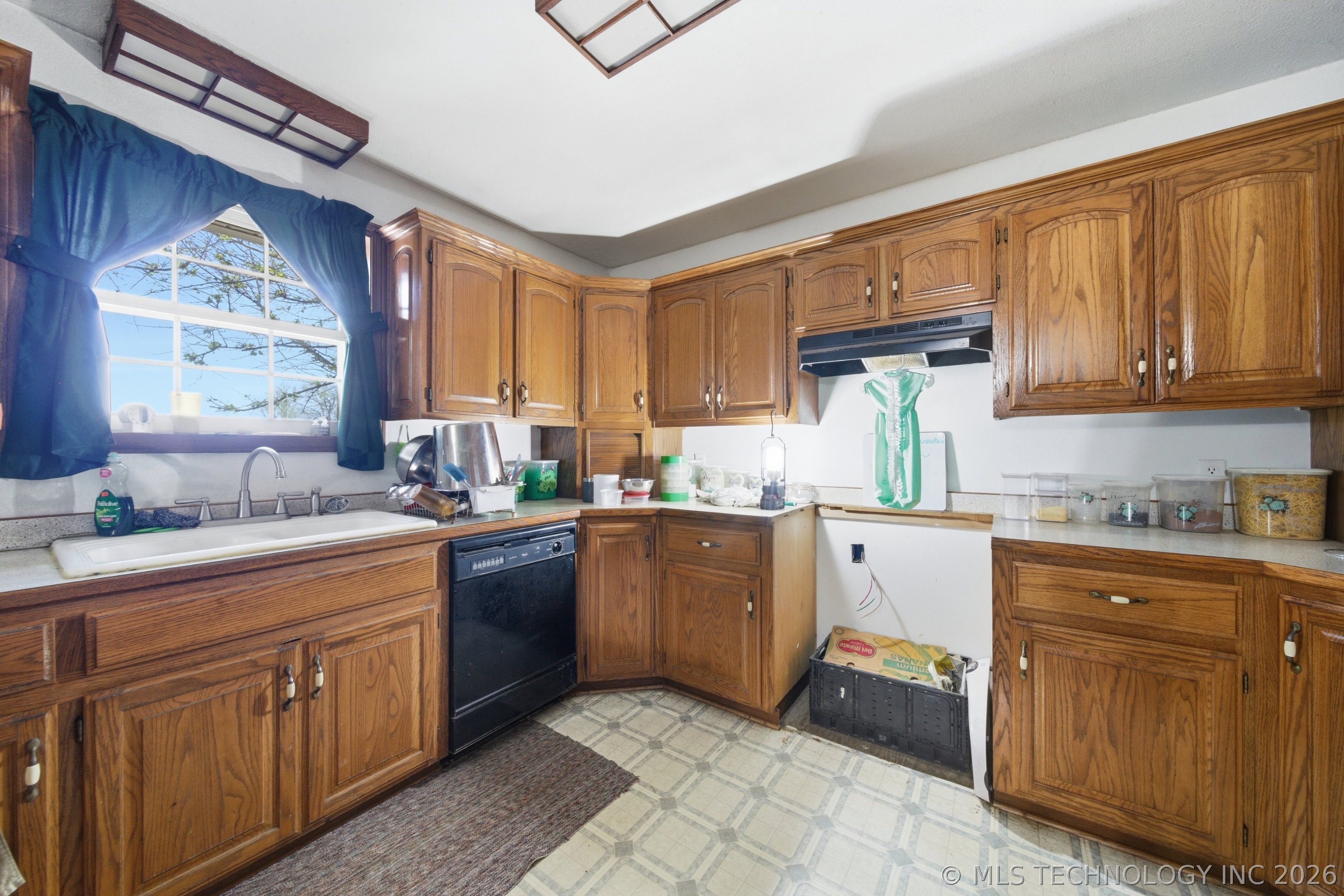 439092 E 40 Road Welch OK 74369