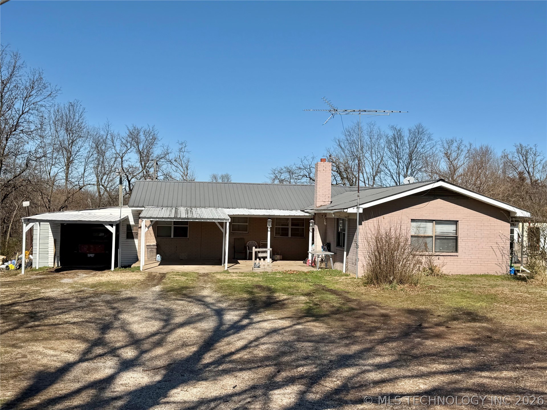 21942 E 510 Road Colcord OK 74338