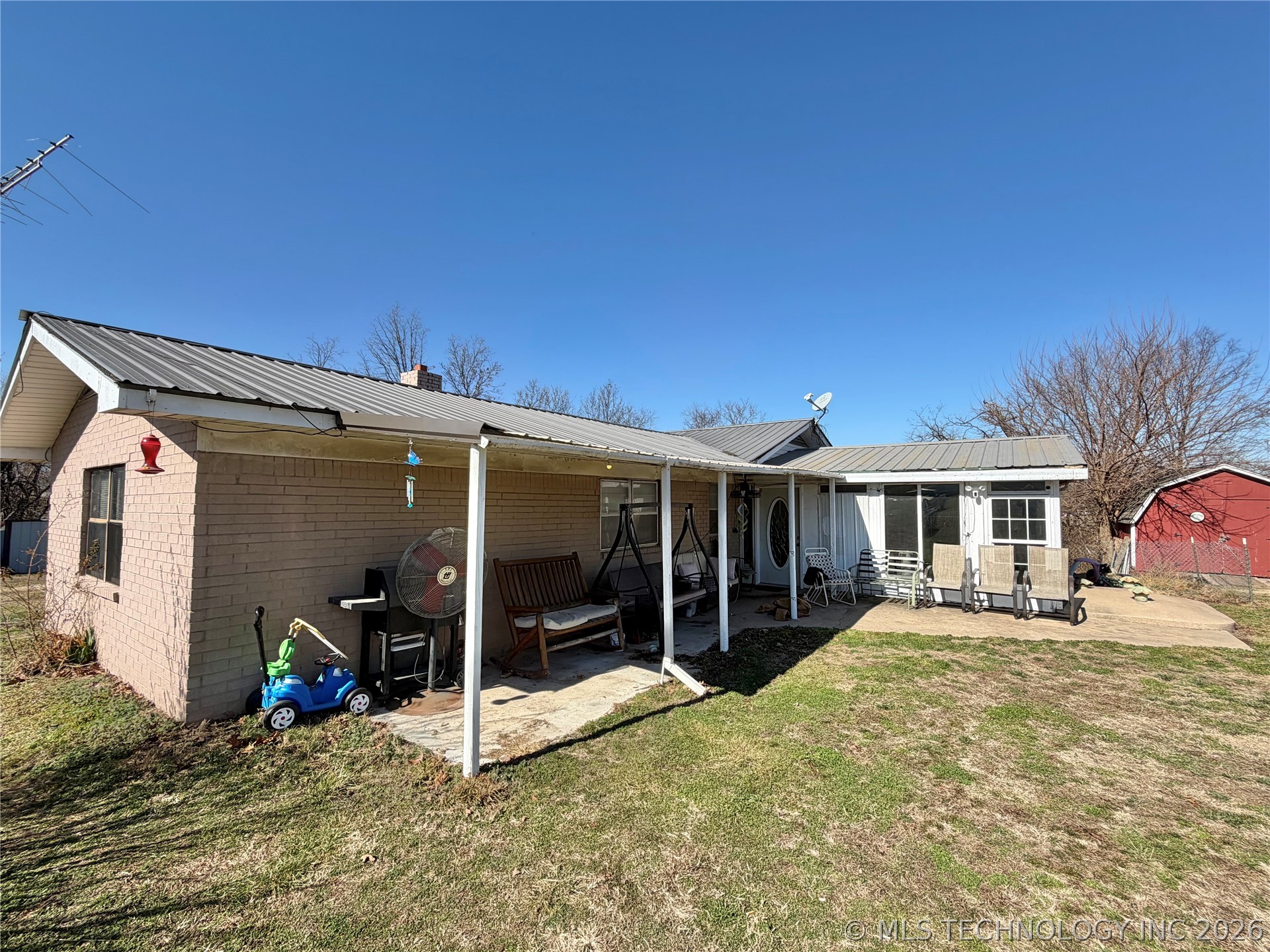 21942 E 510 Road Colcord OK 74338