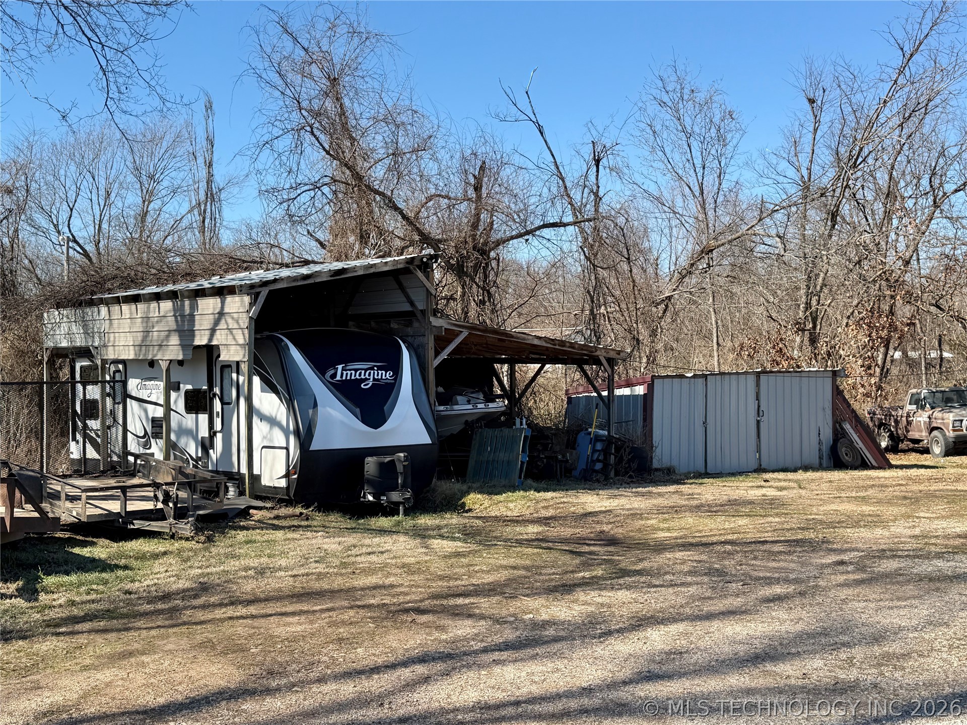 21942 E 510 Road Colcord OK 74338