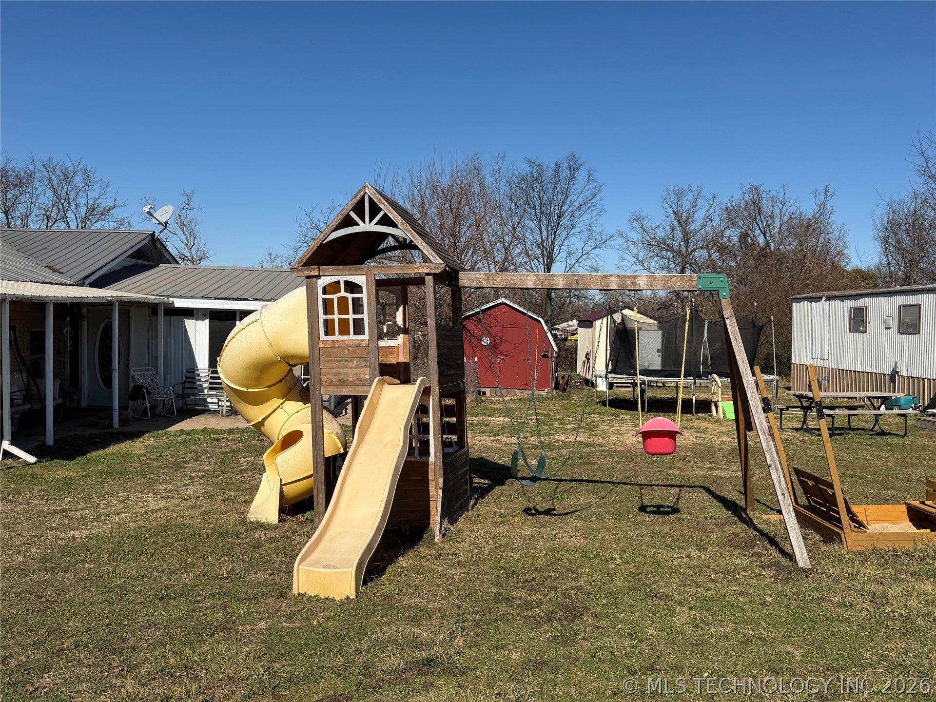 21942 E 510 Road Colcord OK 74338