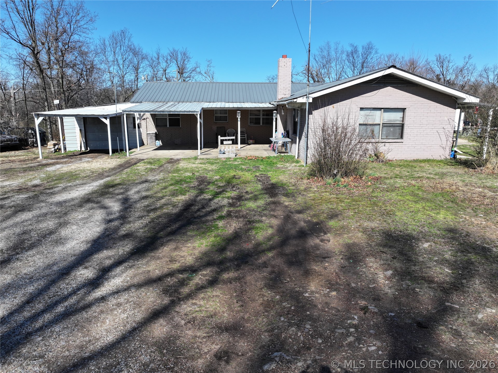 21942 E 510 Road Colcord OK 74338