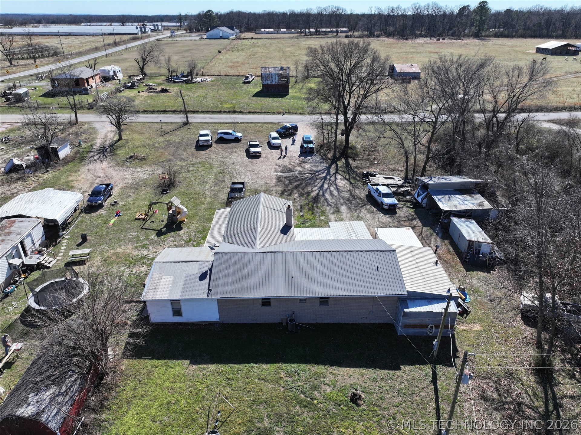 21942 E 510 Road Colcord OK 74338