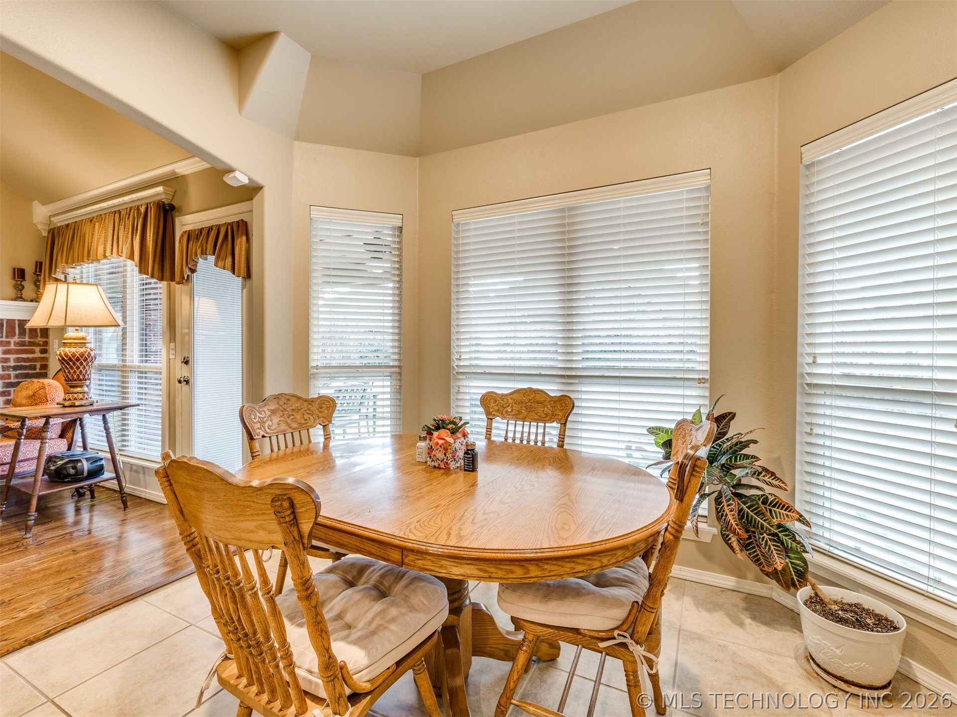 7521 E Galveston Street Broken Arrow OK 74014