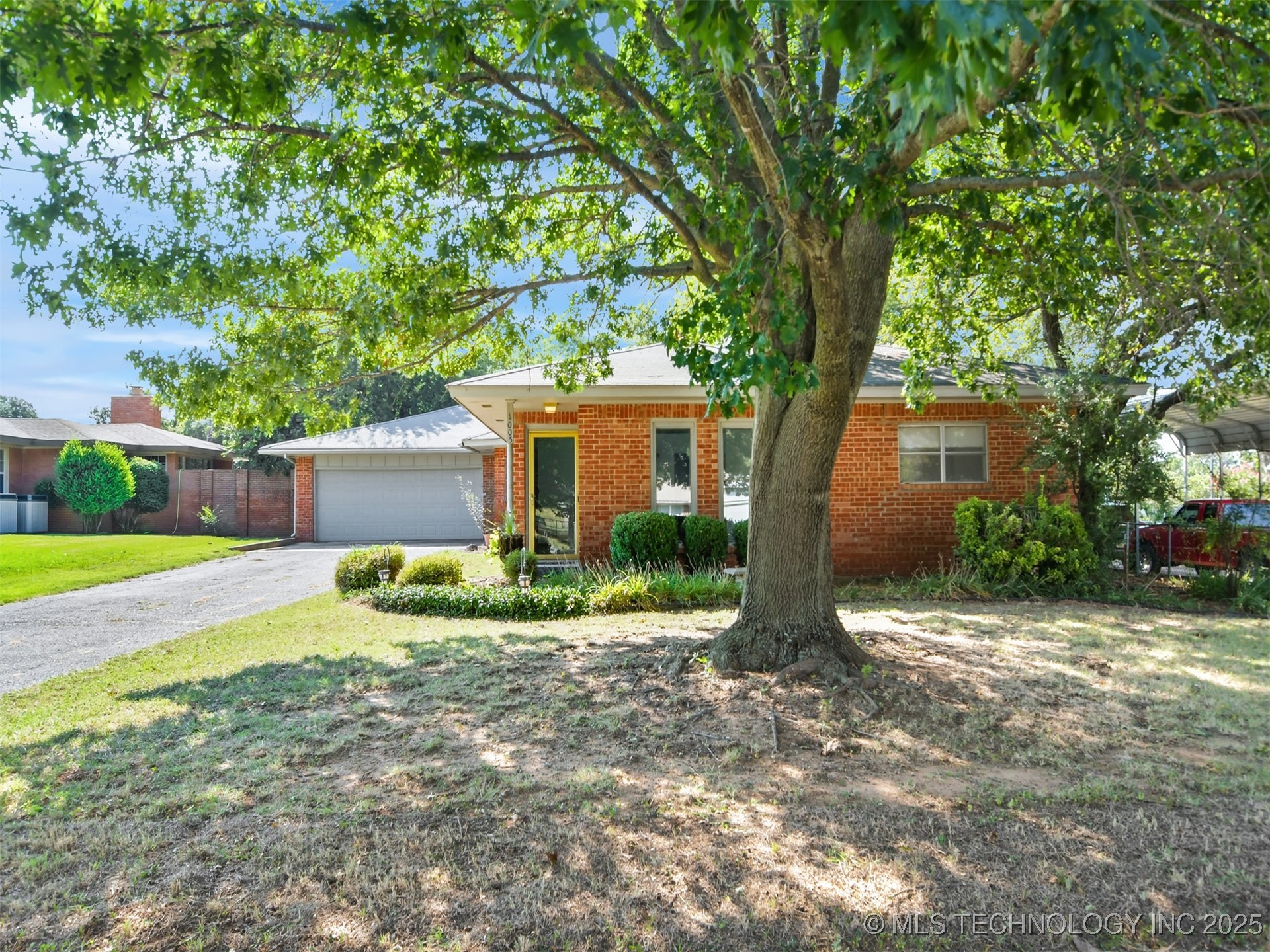 1005 Washington Ryan OK 73565