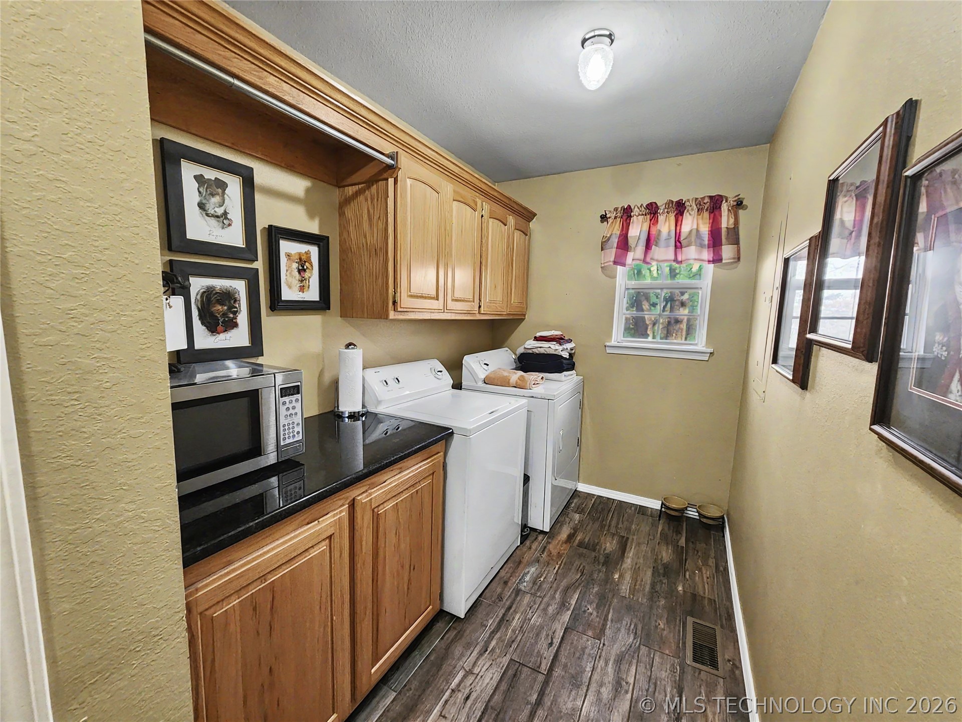 20136 W Chicken Creek Road Cookson OK 74427