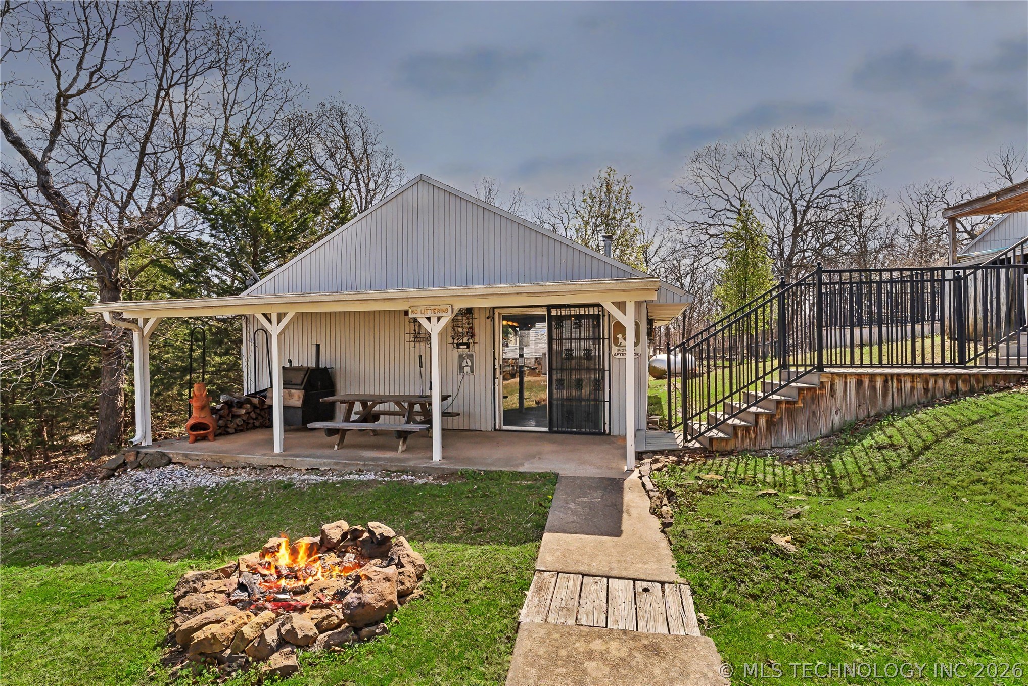 20136 W Chicken Creek Road Cookson OK 74427