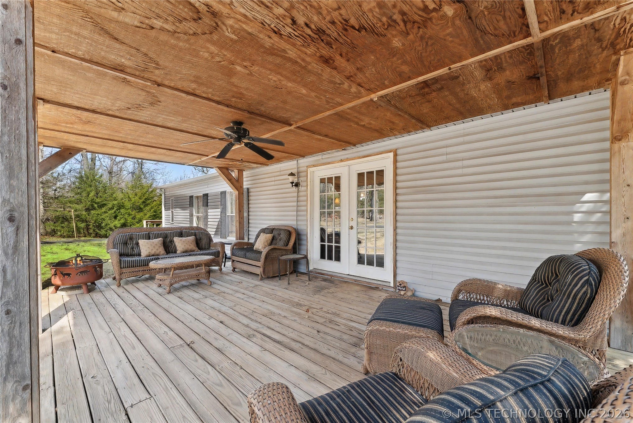 20136 W Chicken Creek Road Cookson OK 74427