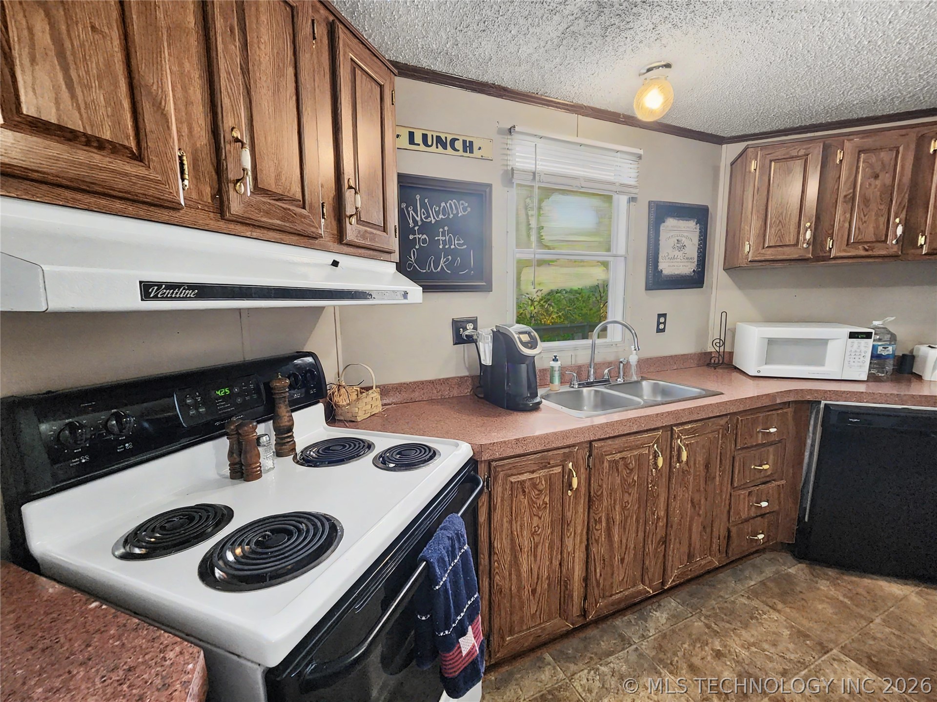 20136 W Chicken Creek Road Cookson OK 74427
