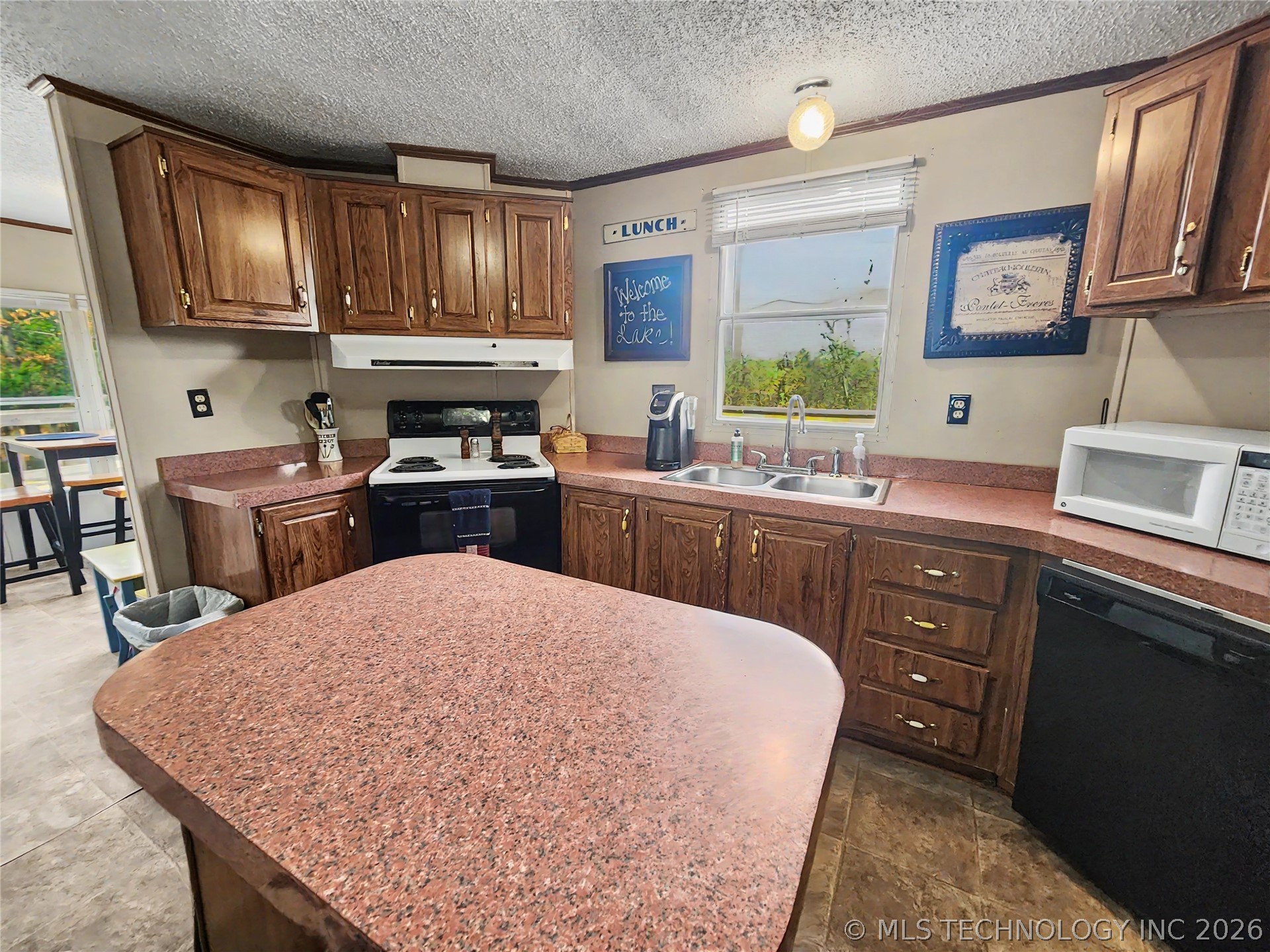 20136 W Chicken Creek Road Cookson OK 74427
