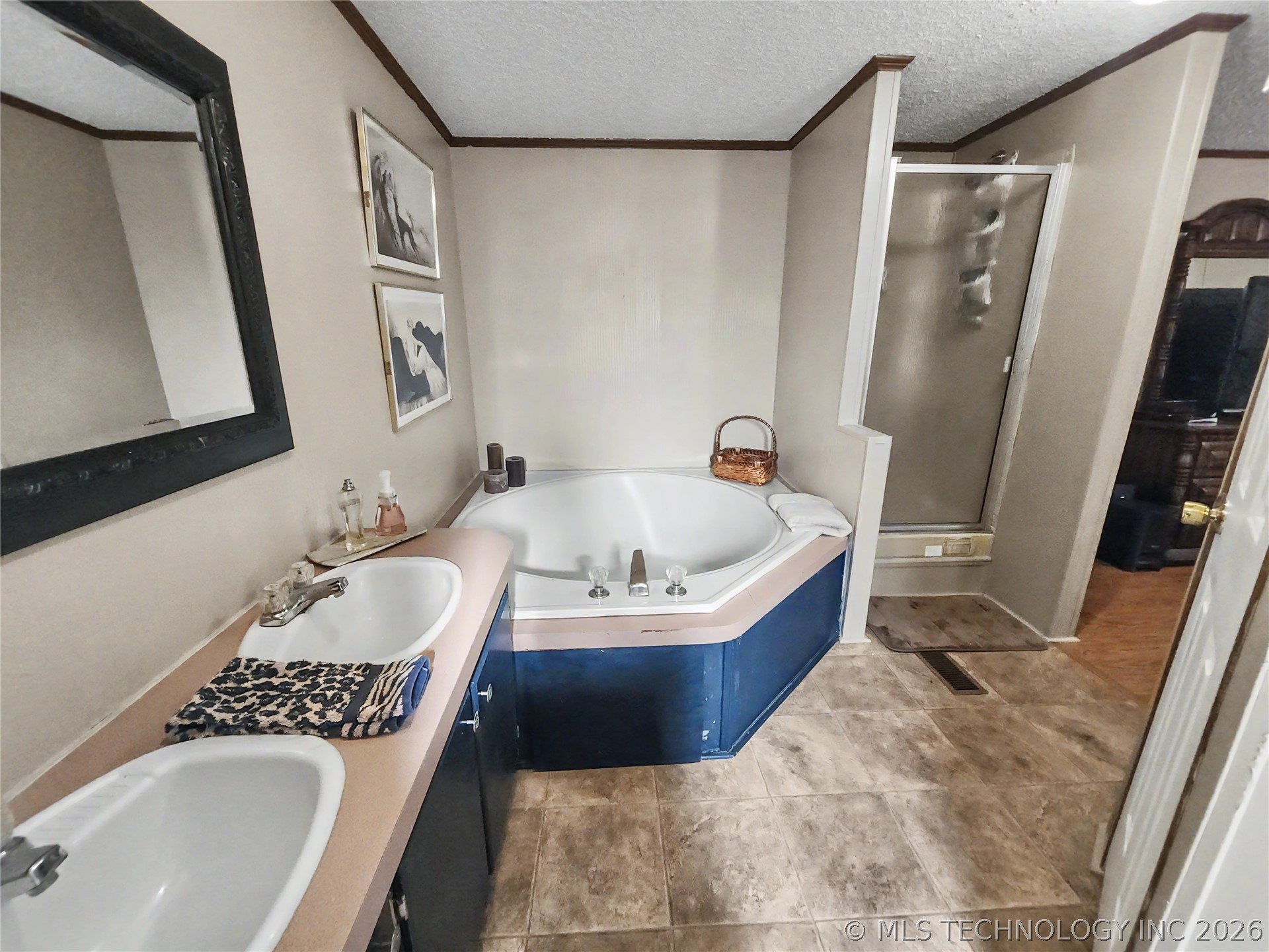20136 W Chicken Creek Road Cookson OK 74427