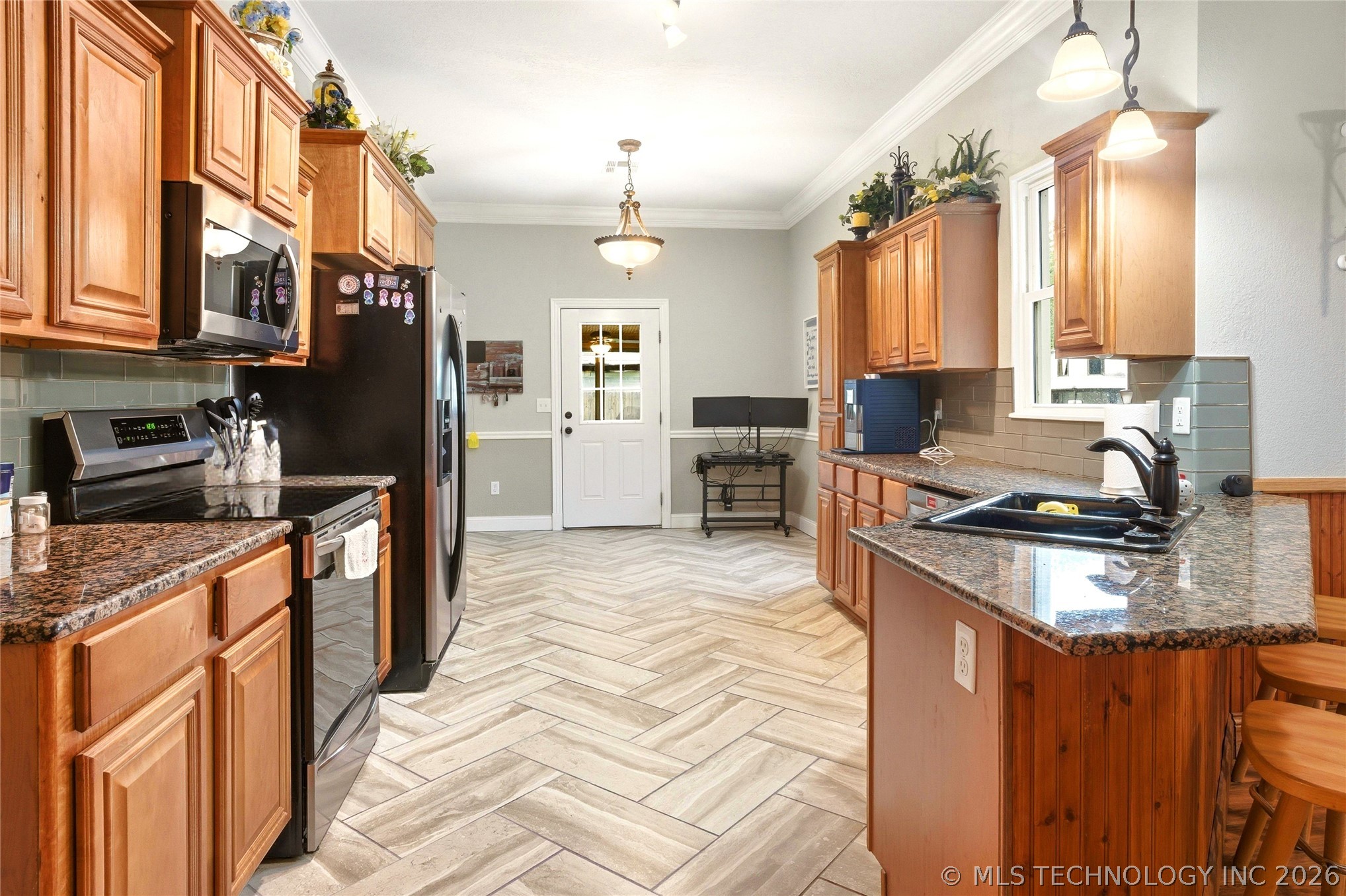 1116 W Elm Westville OK 74965