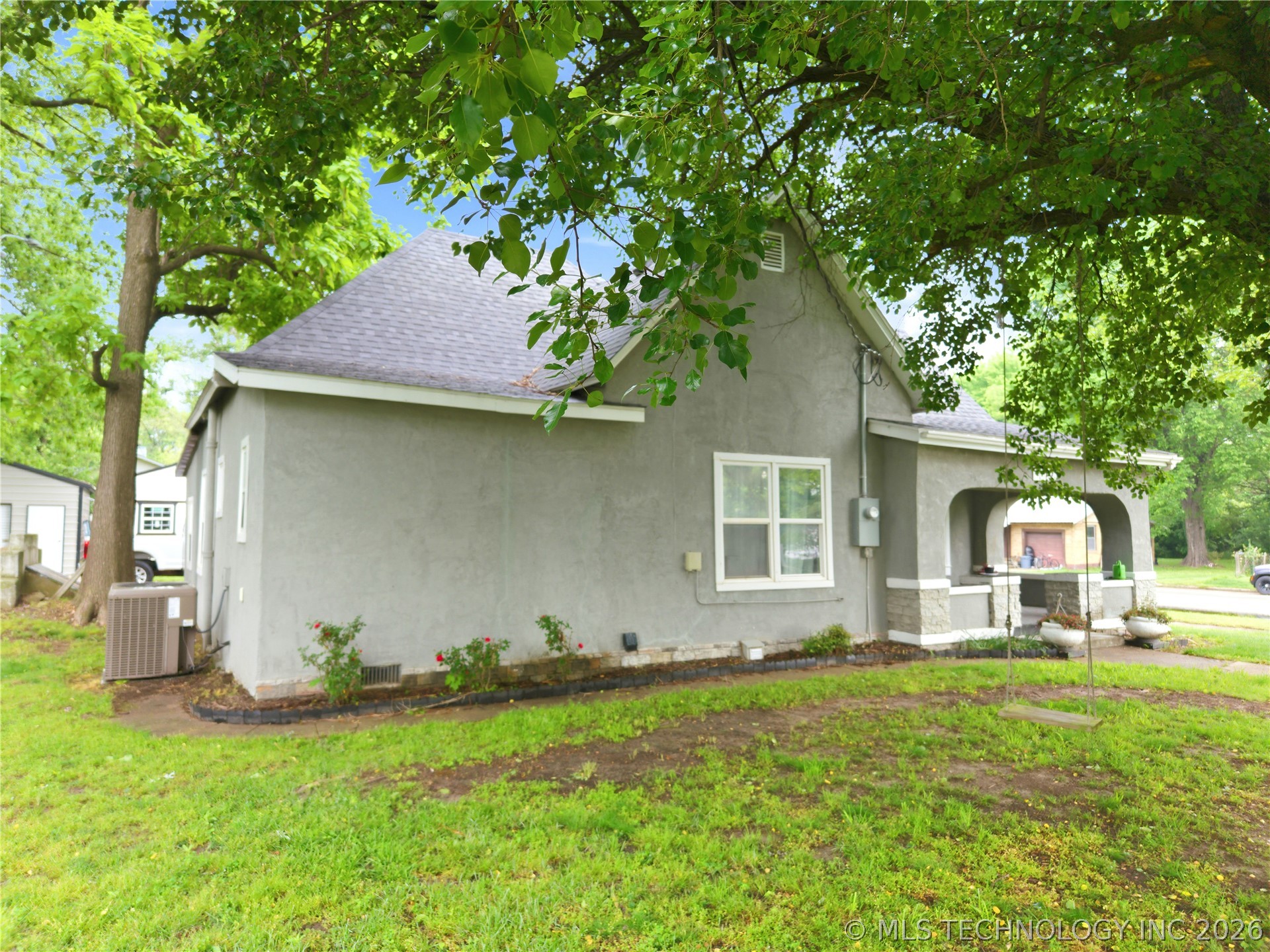 1116 W Elm Westville OK 74965