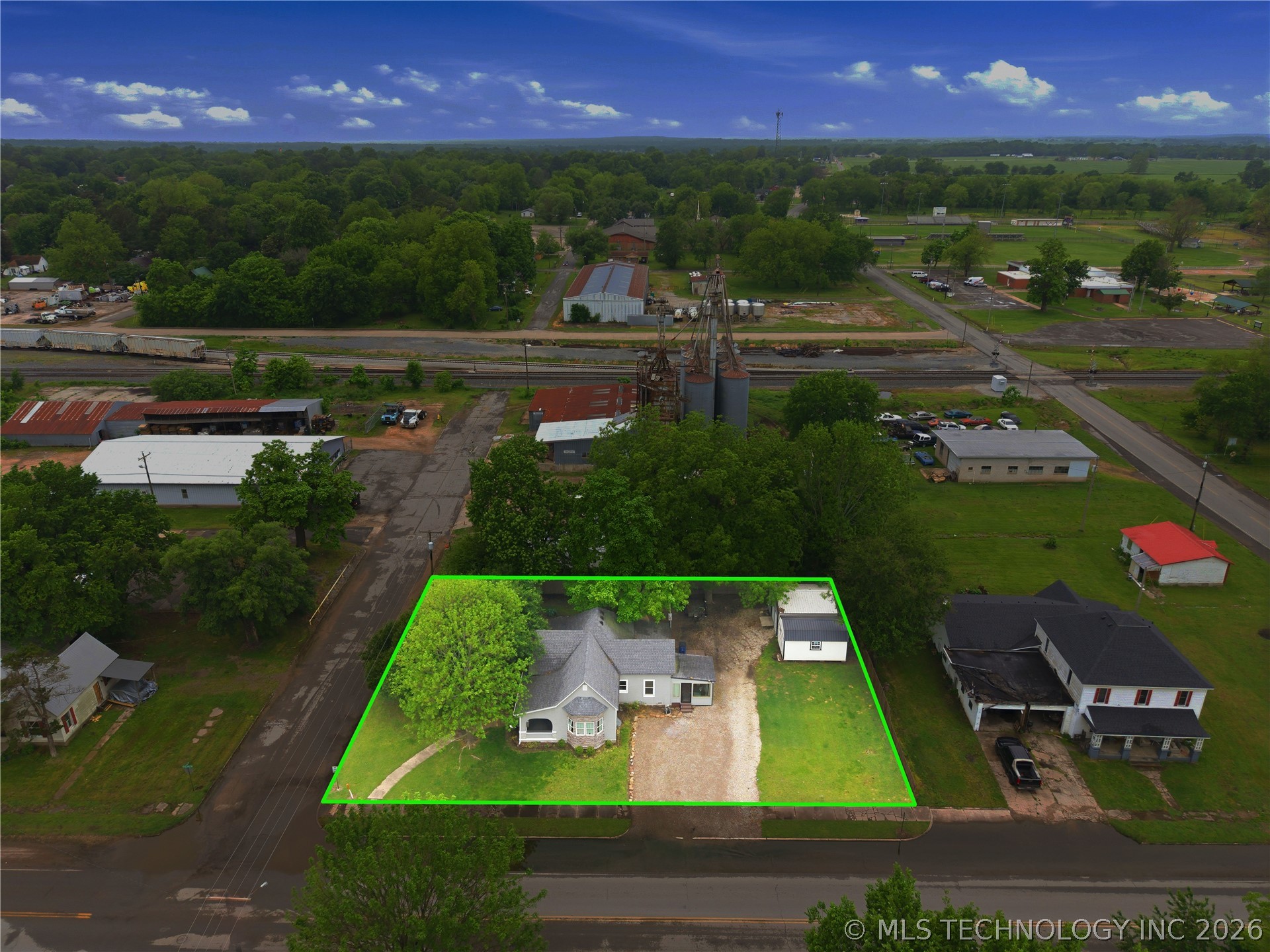 1116 W Elm Westville OK 74965