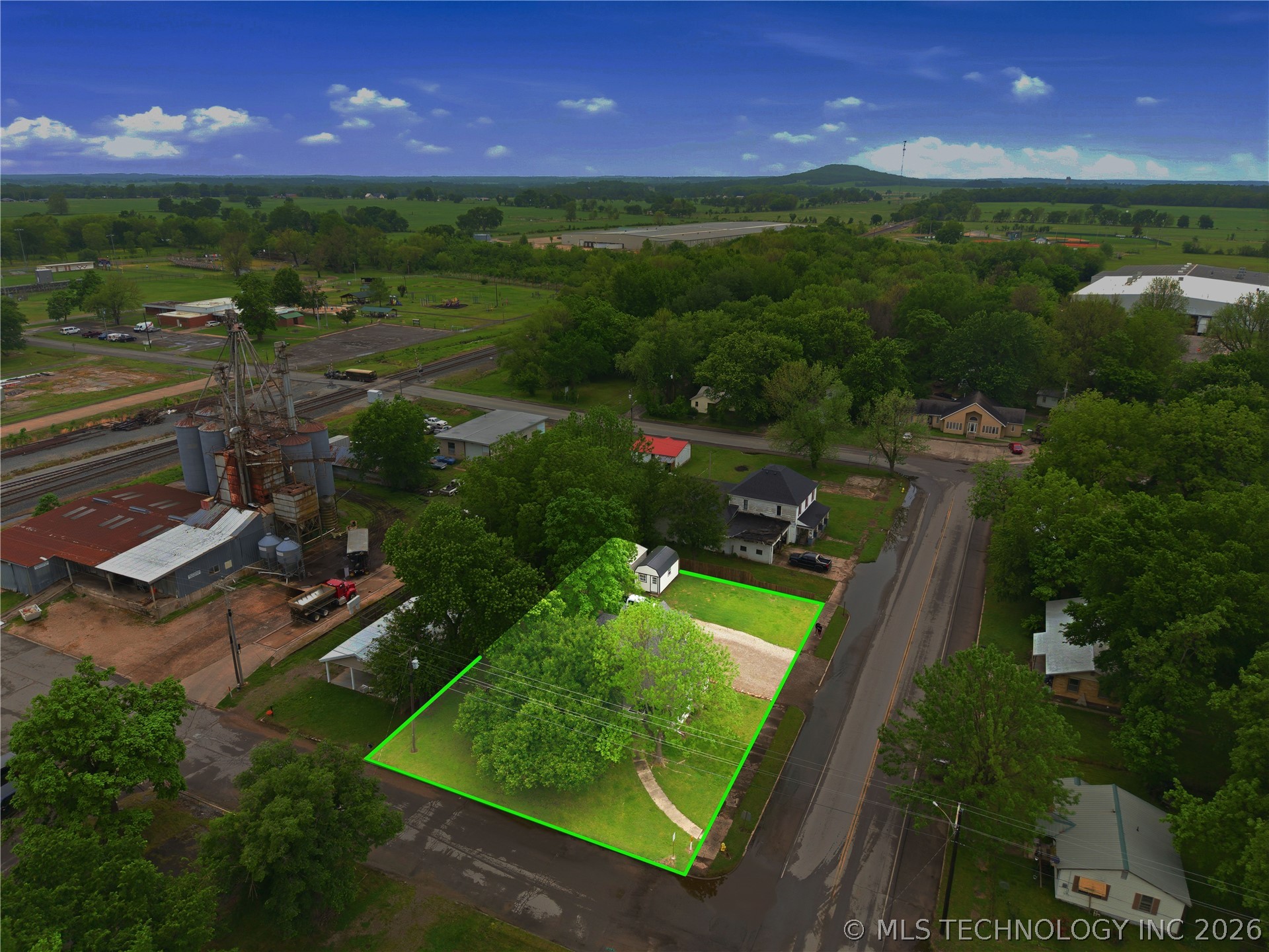 1116 W Elm Westville OK 74965