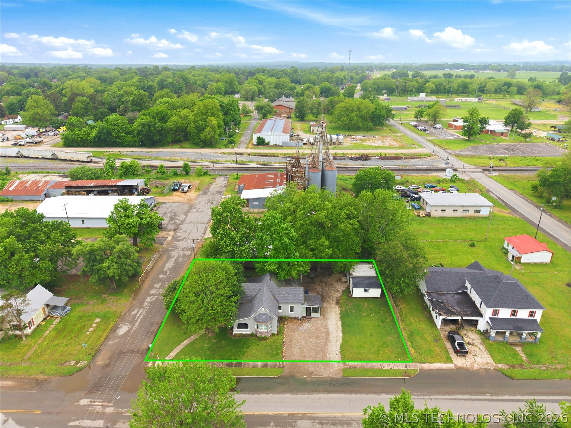 1116 W Elm Westville OK 74965