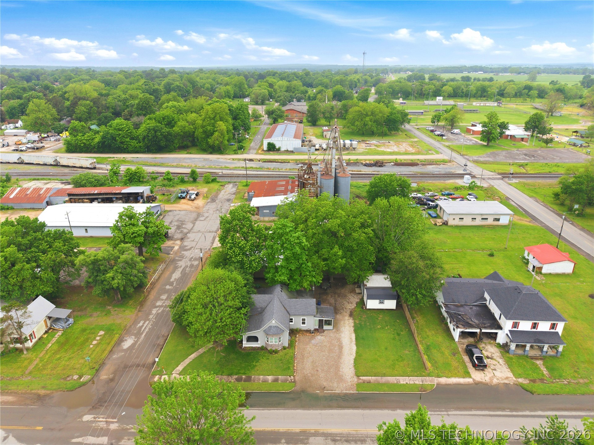 1116 W Elm Westville OK 74965