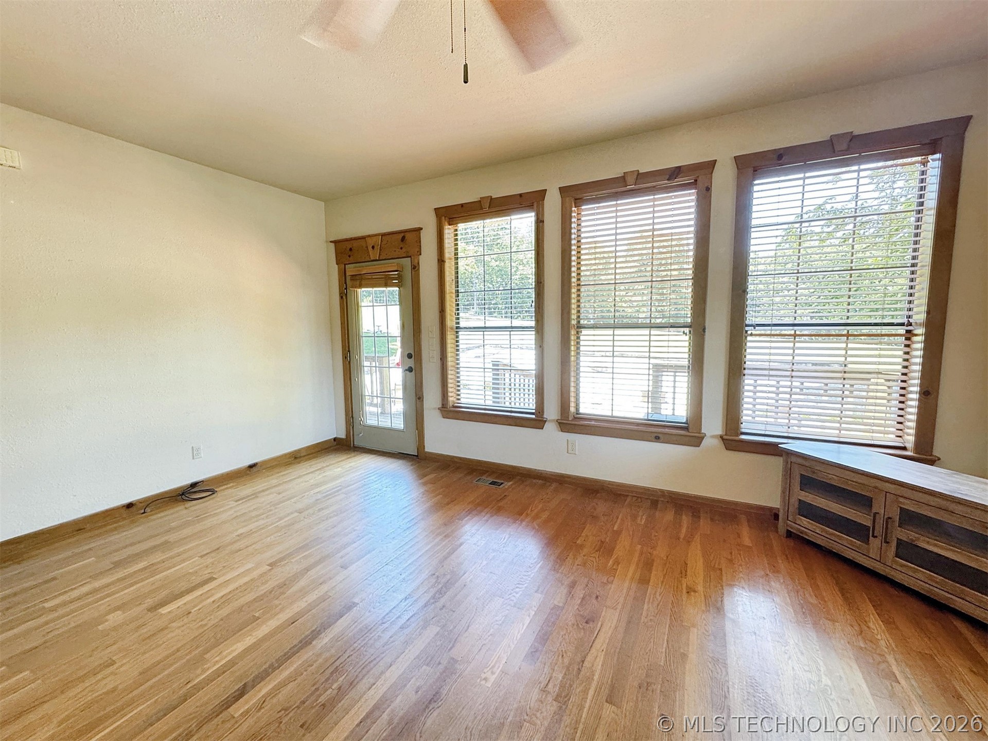 20413 E Allen Road Tahlequah OK 74464