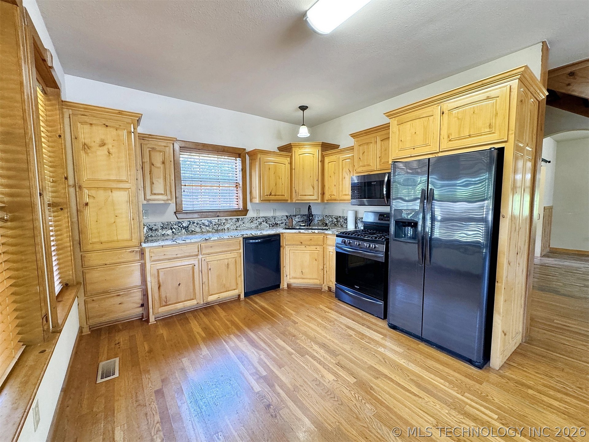 20413 E Allen Road Tahlequah OK 74464