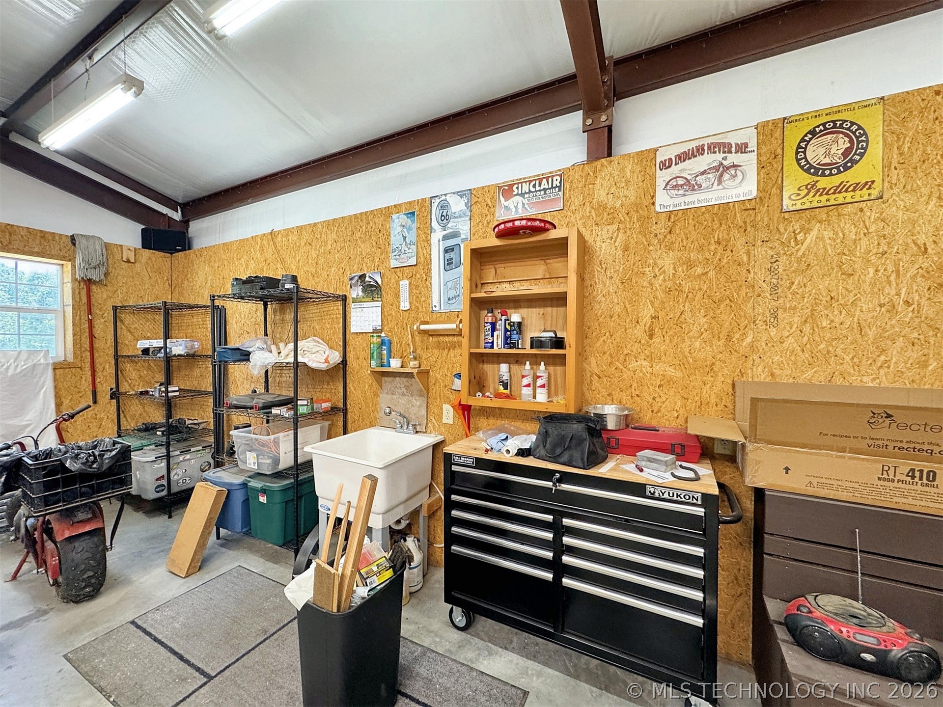 20413 E Allen Road Tahlequah OK 74464