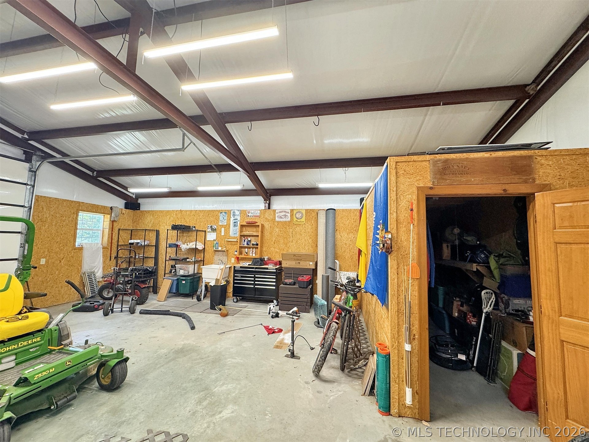 20413 E Allen Road Tahlequah OK 74464