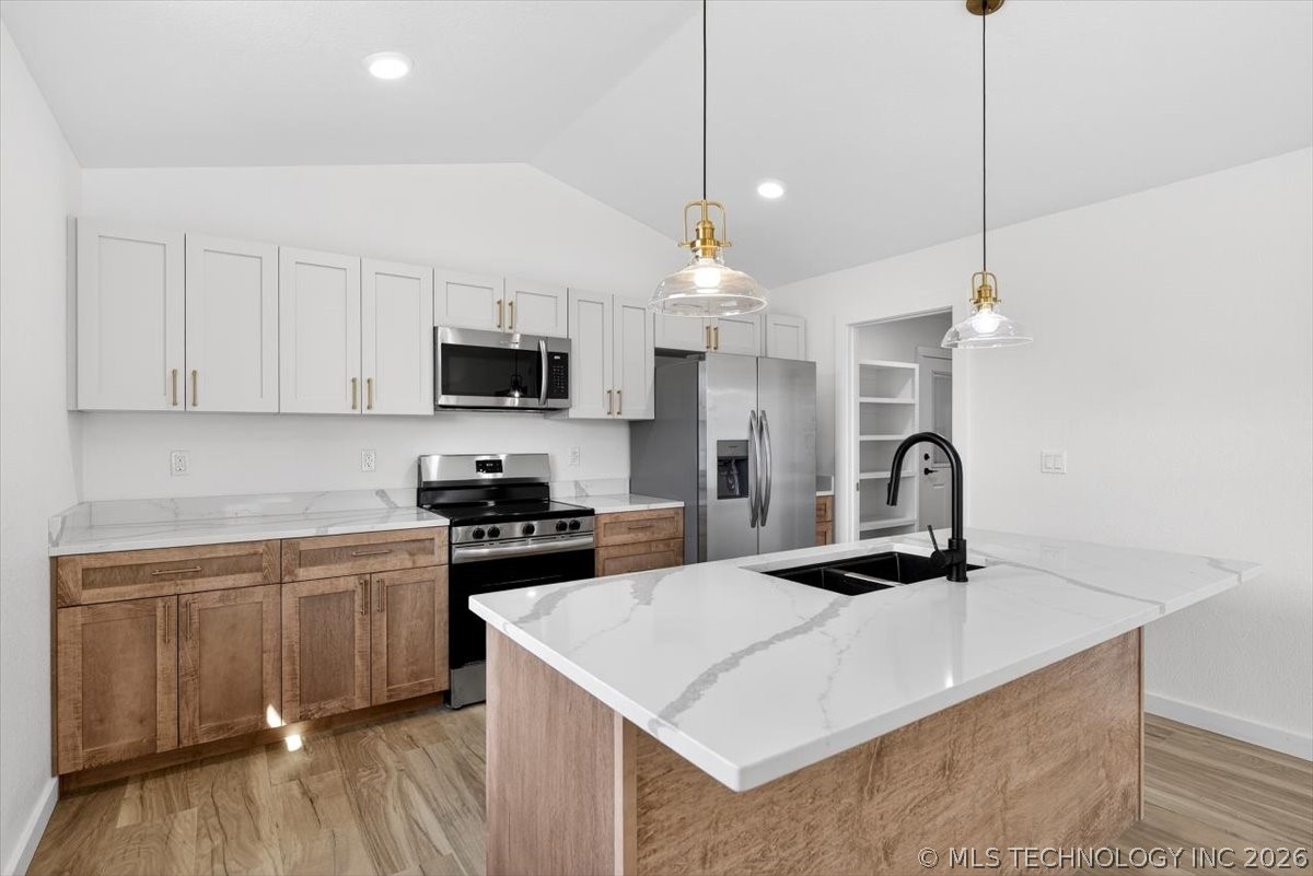 301 W Swanson Road Mccurtain OK 74944