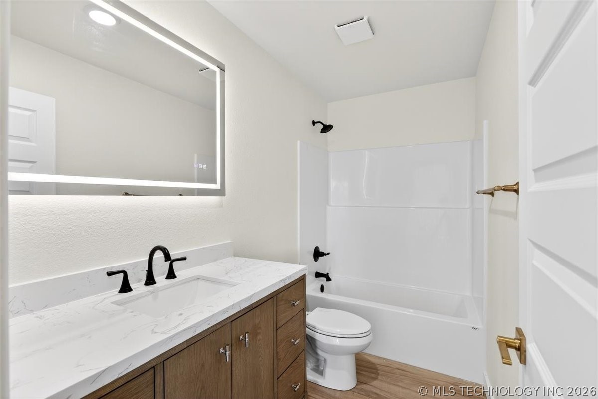 301 W Swanson Road Mccurtain OK 74944