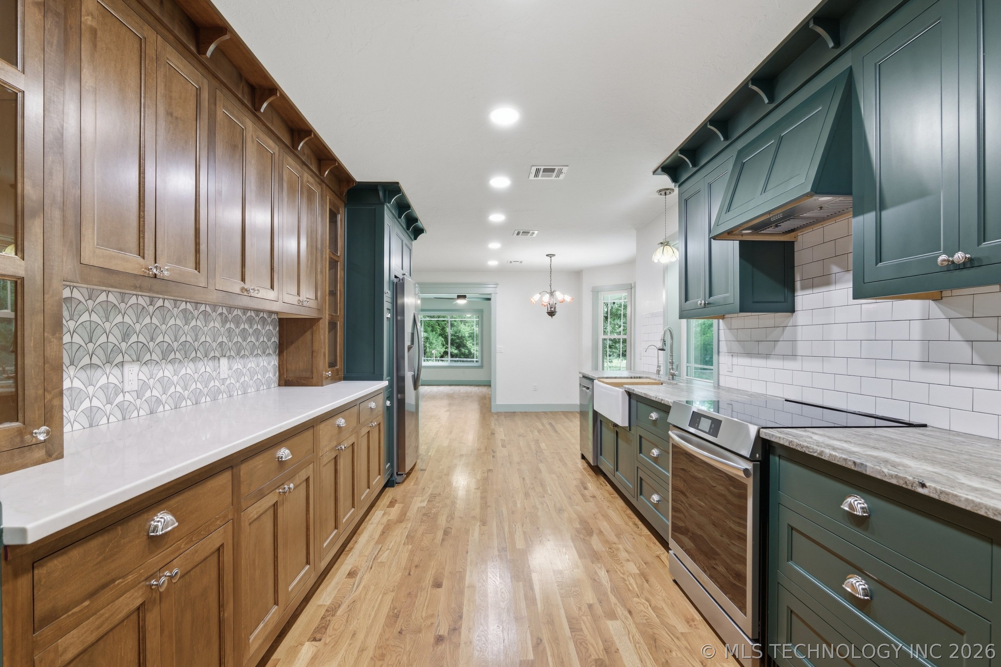 6430 E 560 Locust Grove OK 74352