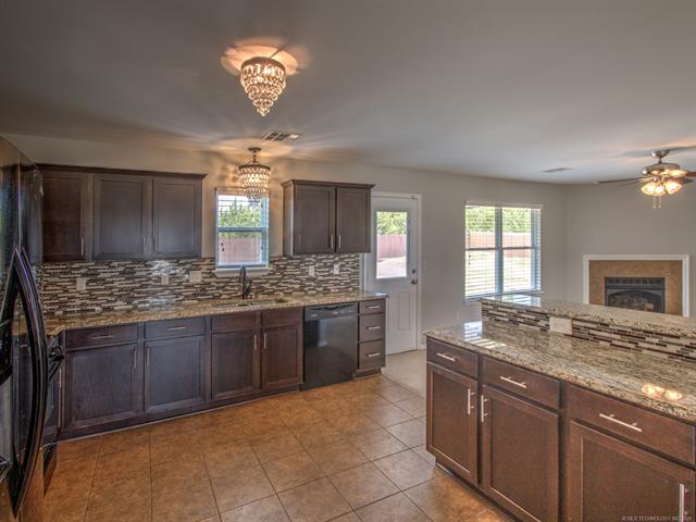 3002 Bryce Circle Bartlesville OK 74006