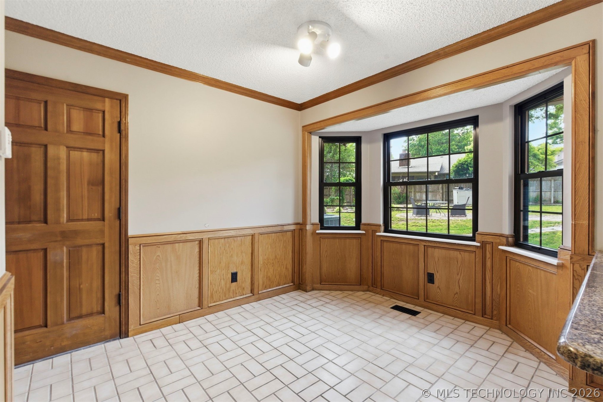 6204 E 77th Place Tulsa OK 74136