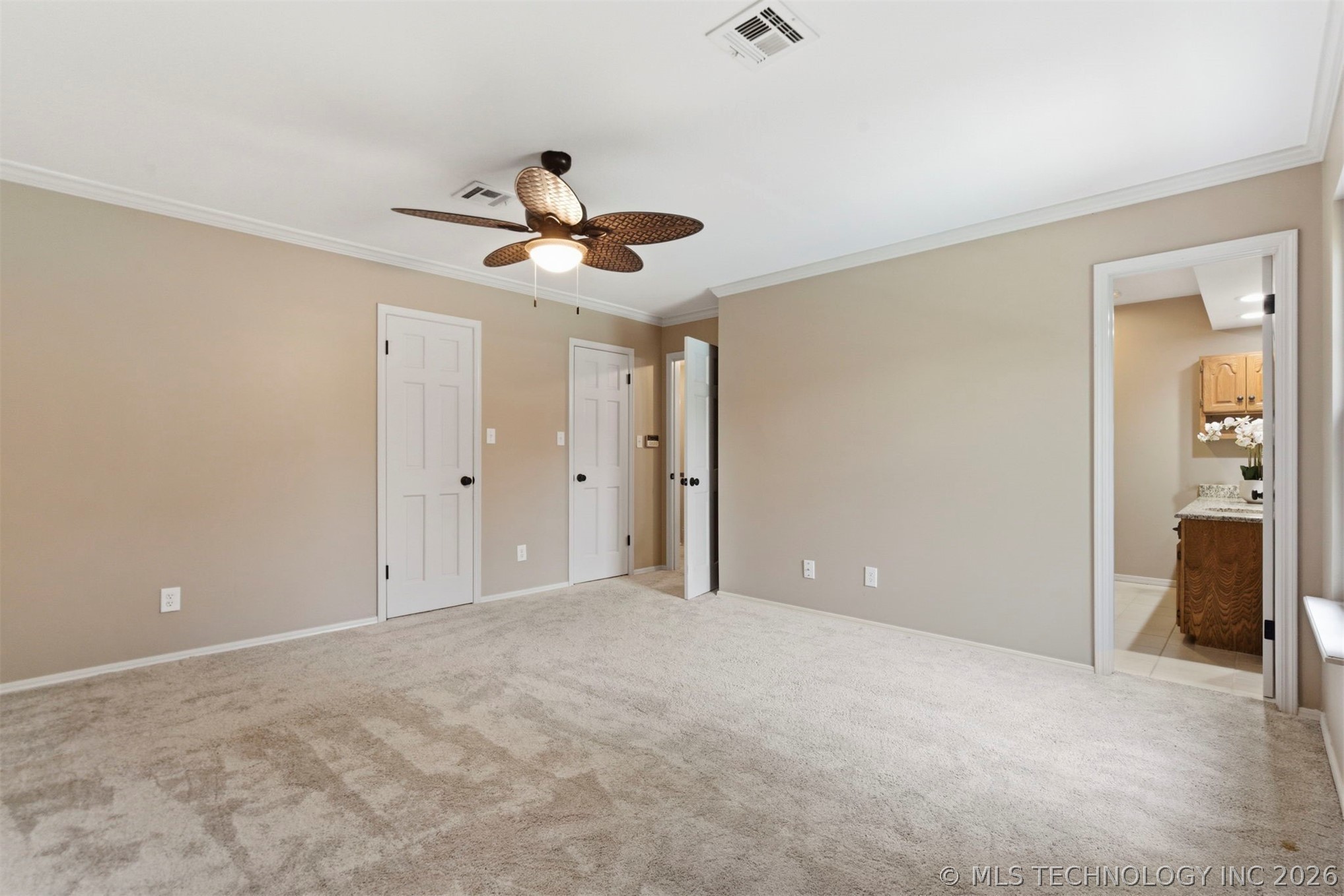 6204 E 77th Place Tulsa OK 74136