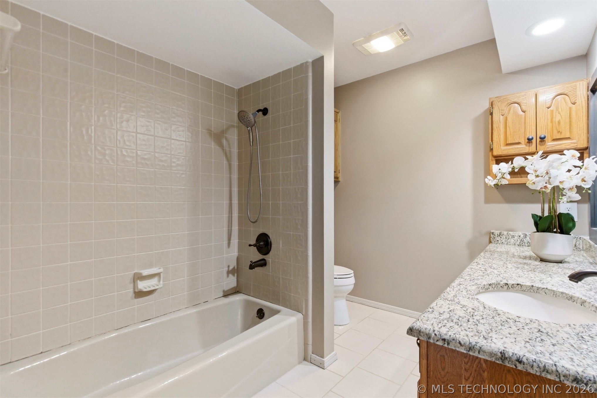 6204 E 77th Place Tulsa OK 74136