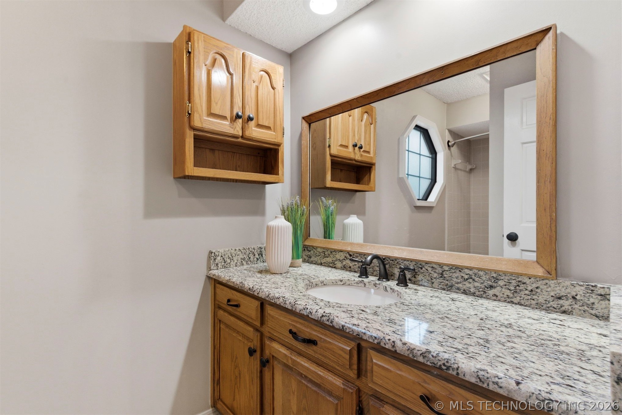 6204 E 77th Place Tulsa OK 74136