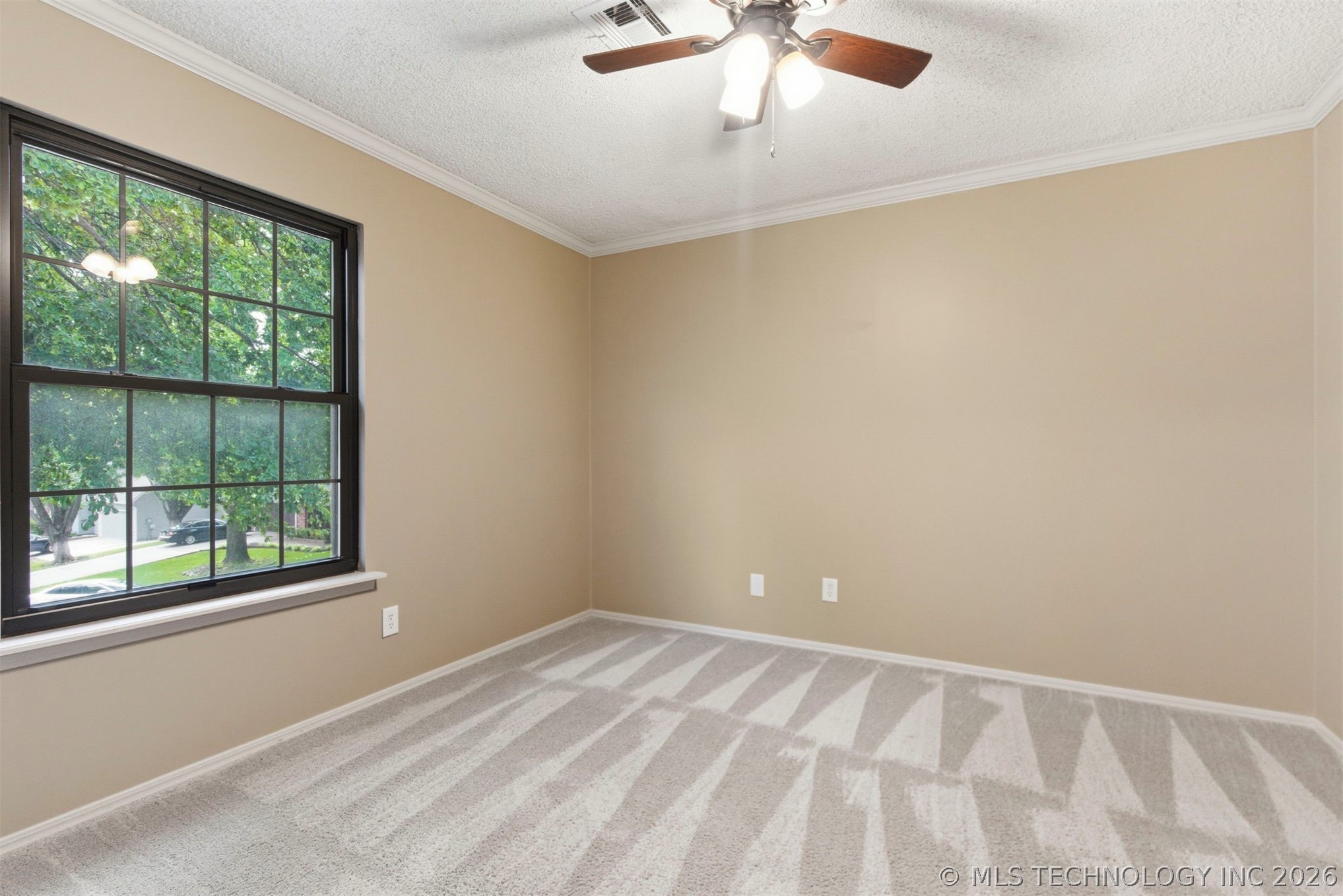 6204 E 77th Place Tulsa OK 74136