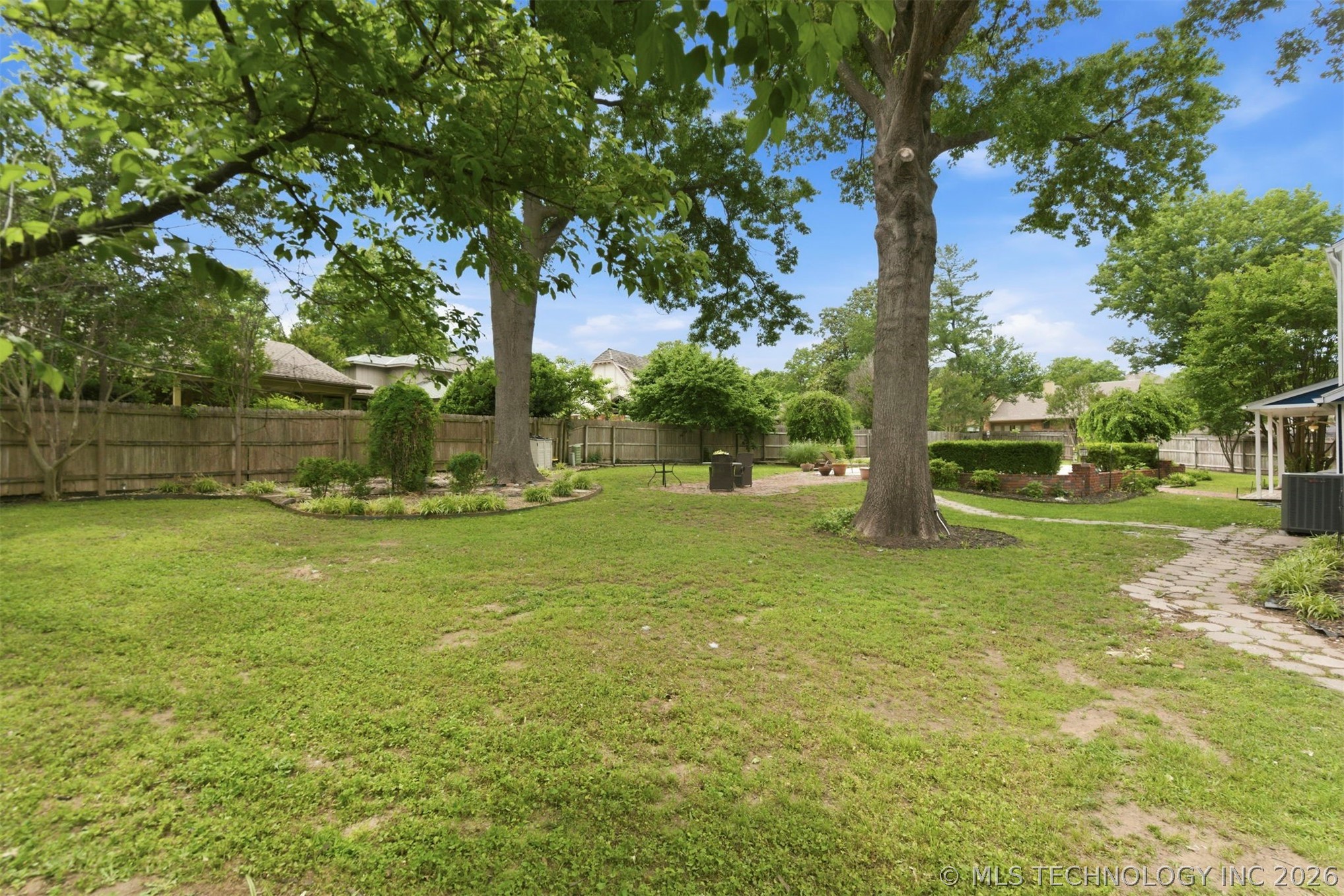 6204 E 77th Place Tulsa OK 74136