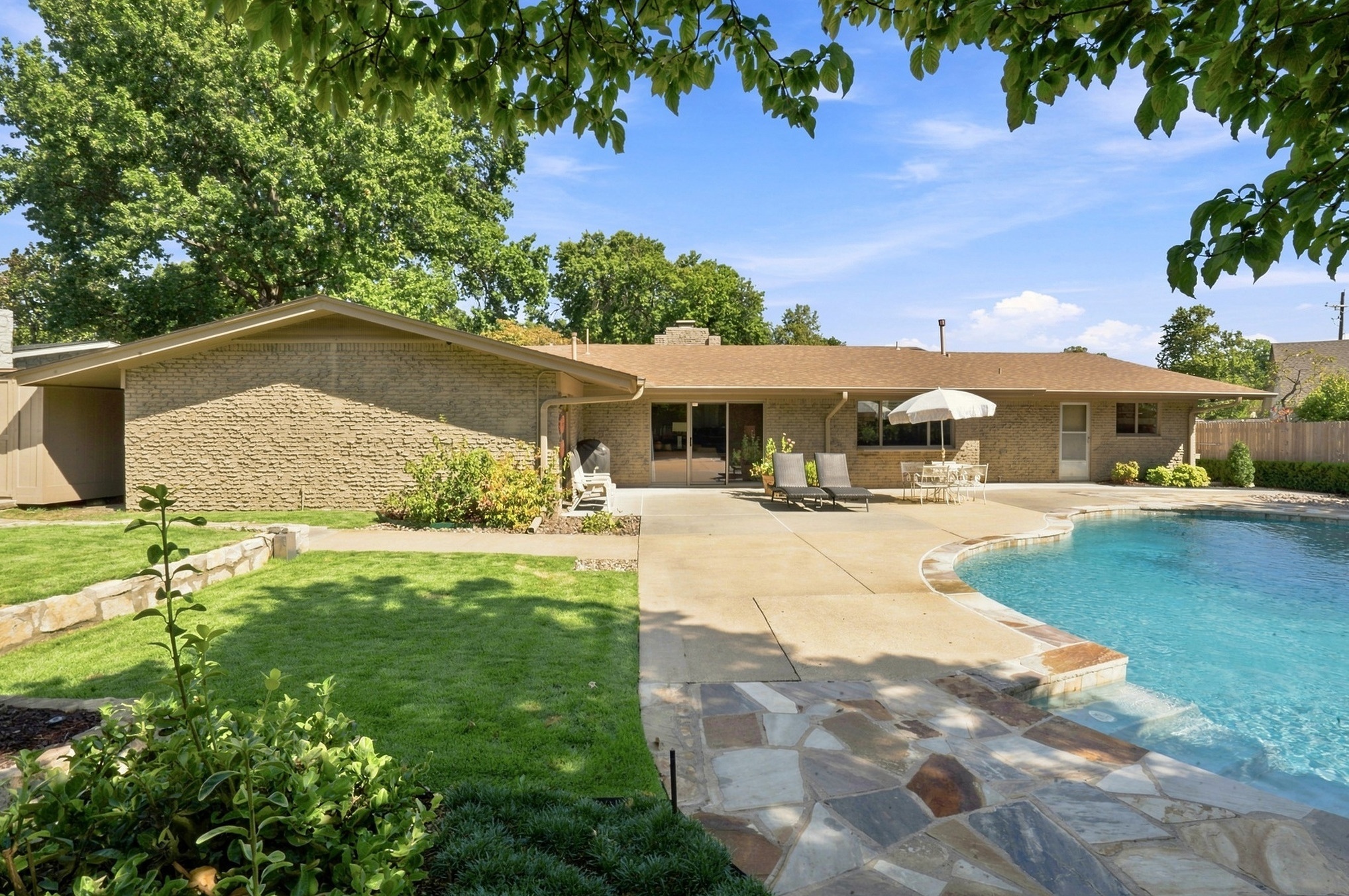 6316 E 57th Place Tulsa OK 74135