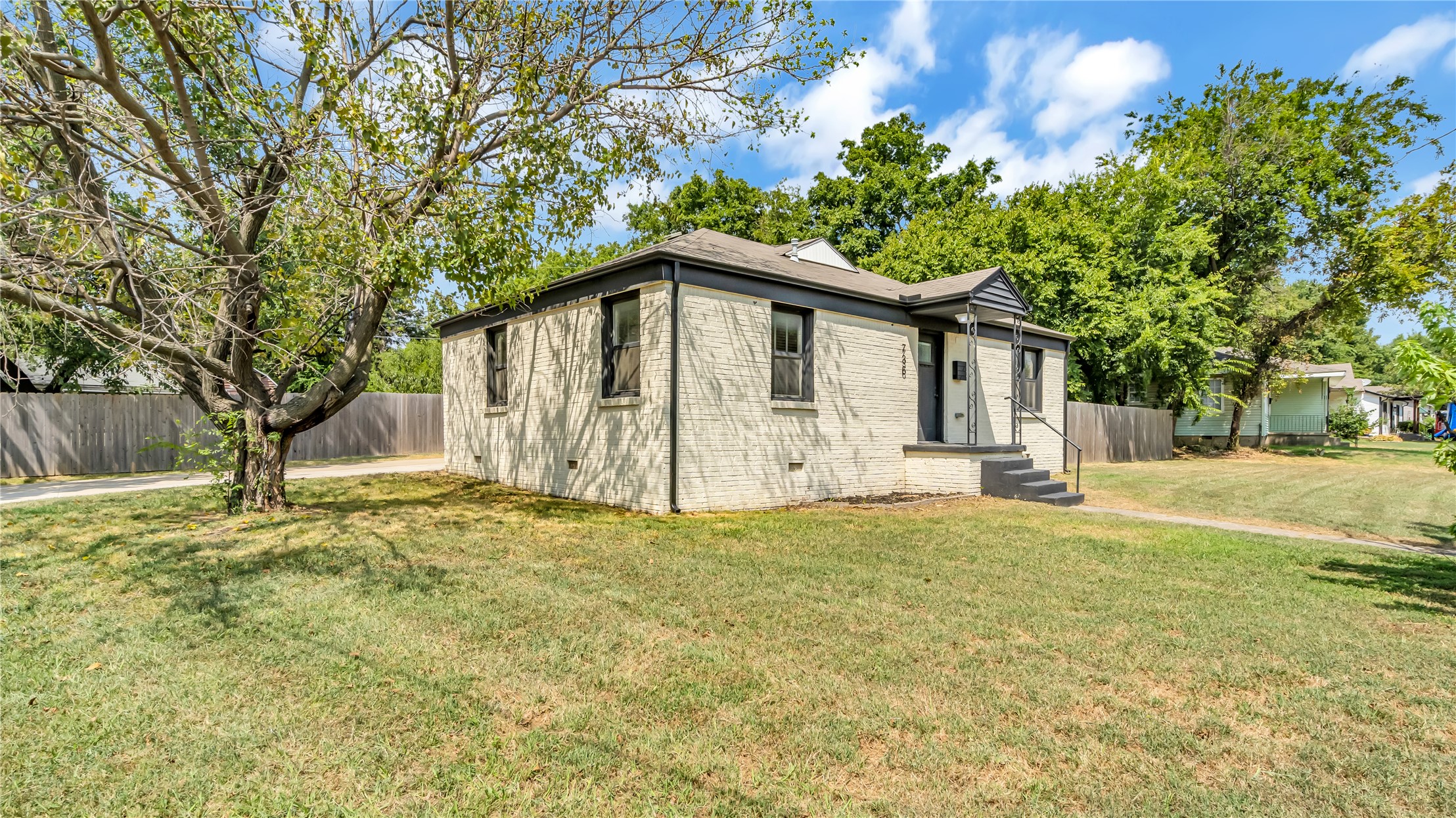 736 S Maplewood Avenue Tulsa OK 74112