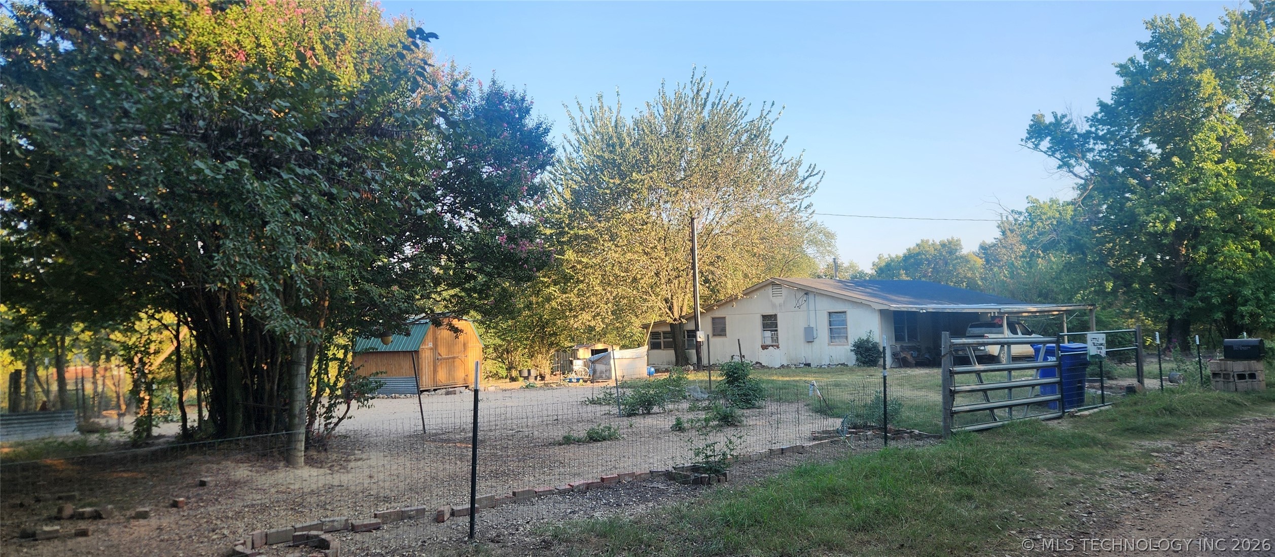 8388 Research Road Atoka OK 74525